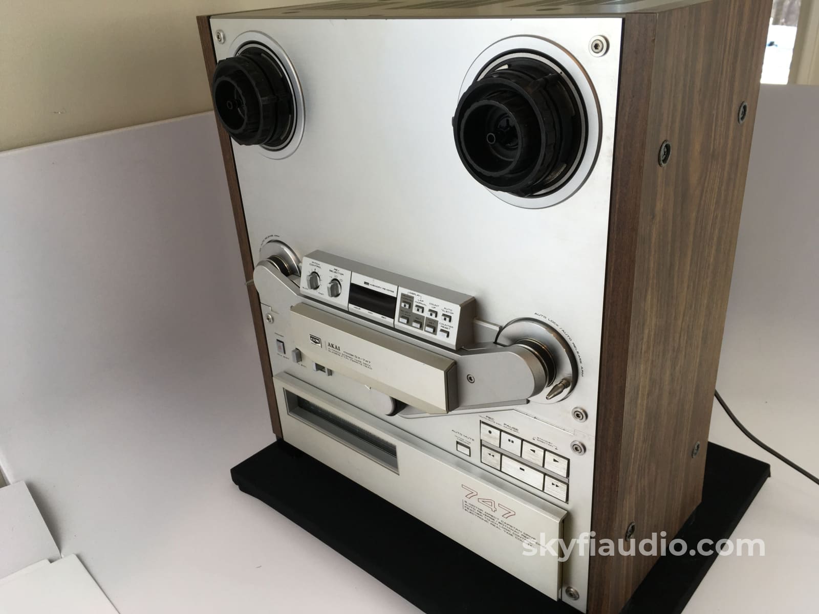 Akai Gx-747 Professional Stereo Reel To Tape Recorder Deck