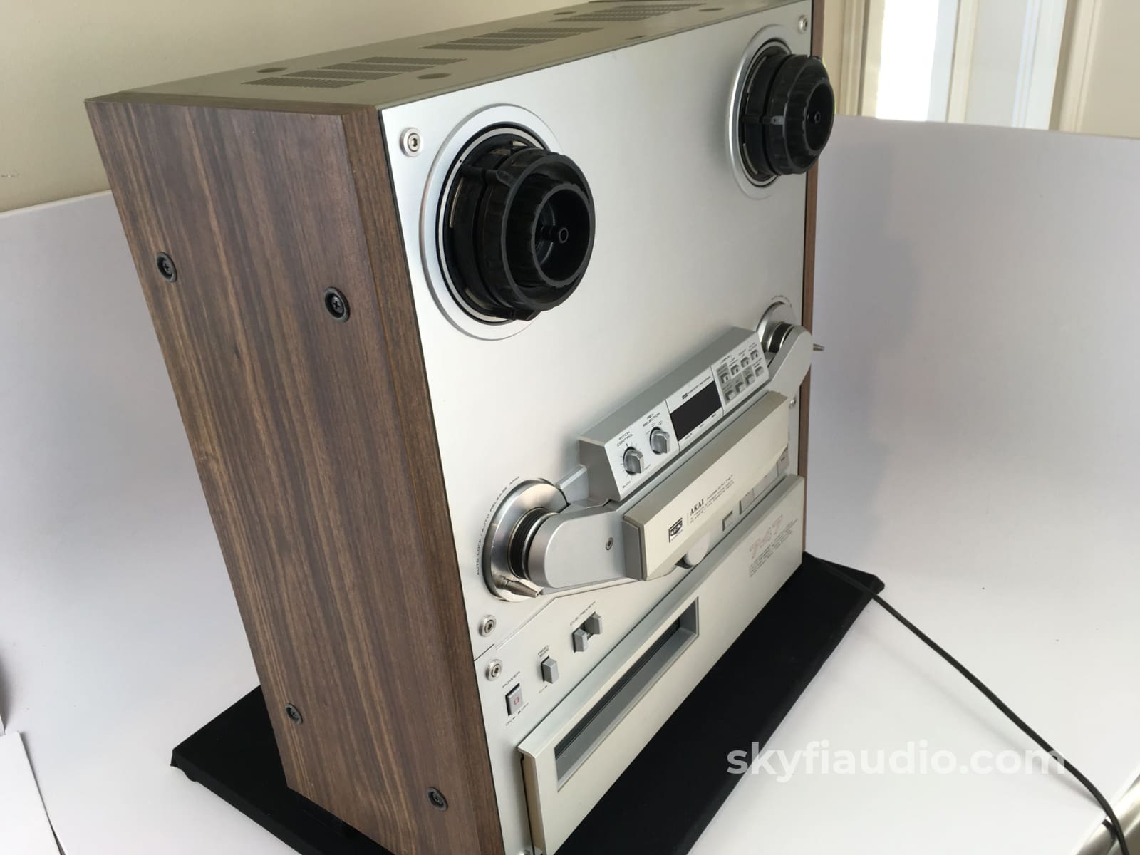 Akai Gx-747 Professional Stereo Reel To Tape Recorder Deck