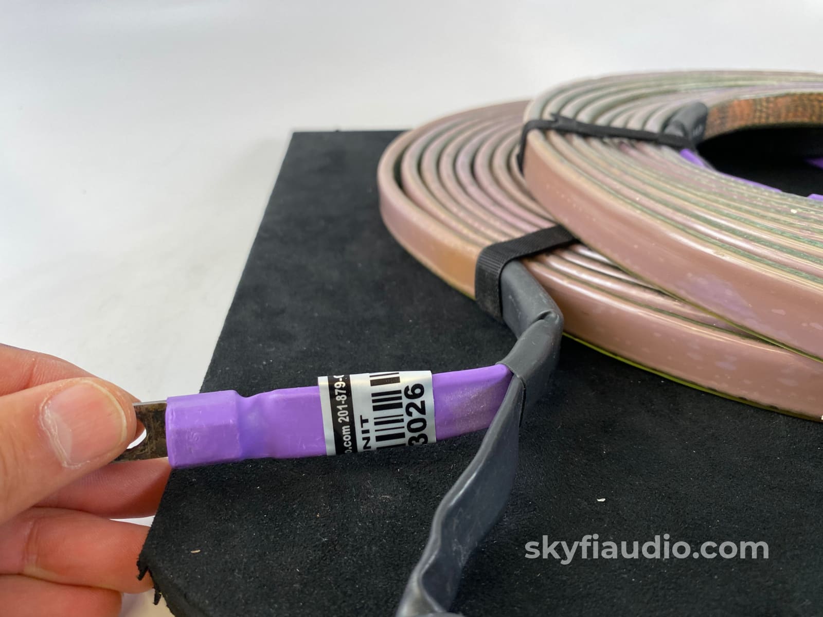 Analysis Plus - Oval 9 Speaker Cables 7M Length