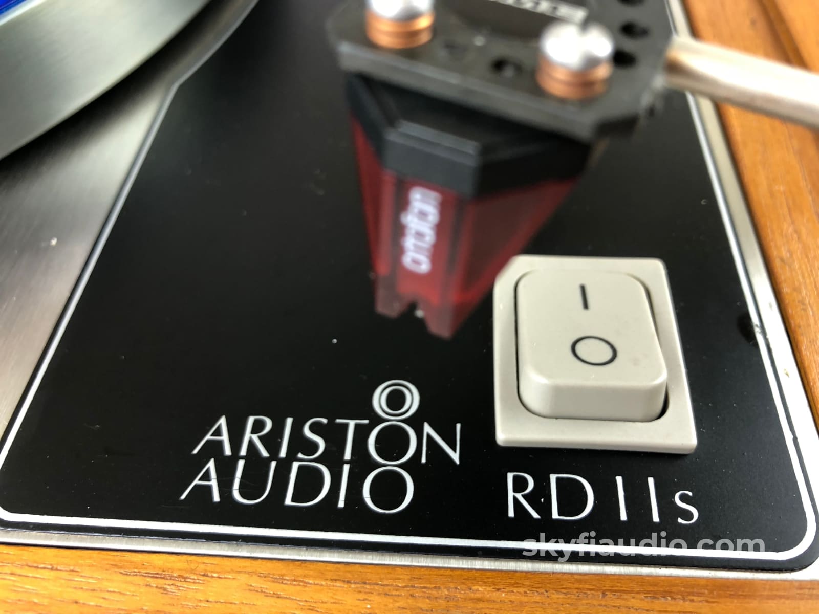 Ariston Audio Rd-11S Vintage Turntable - With New Ortofon 2M Red Cartridge And Sme Tonearm