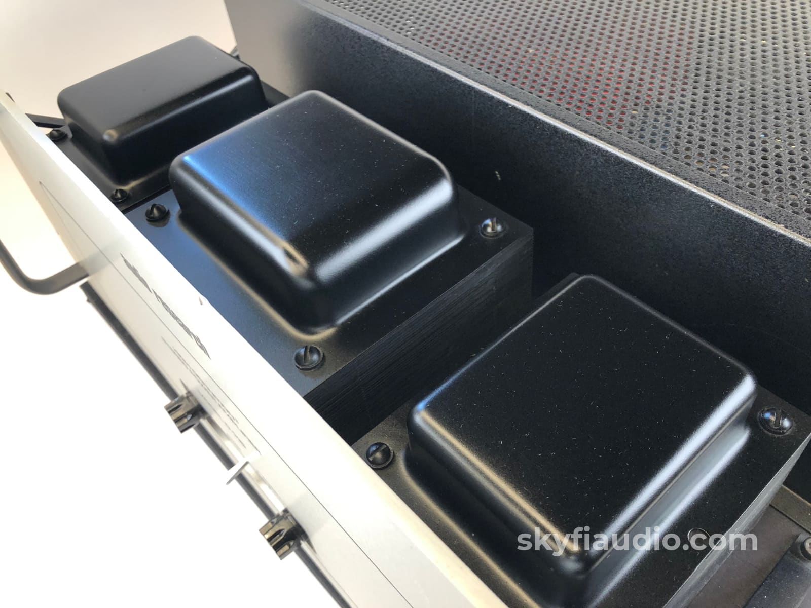 Audio Research D-115 Classic Tube Power Amp - Silver Faceplate Amplifier