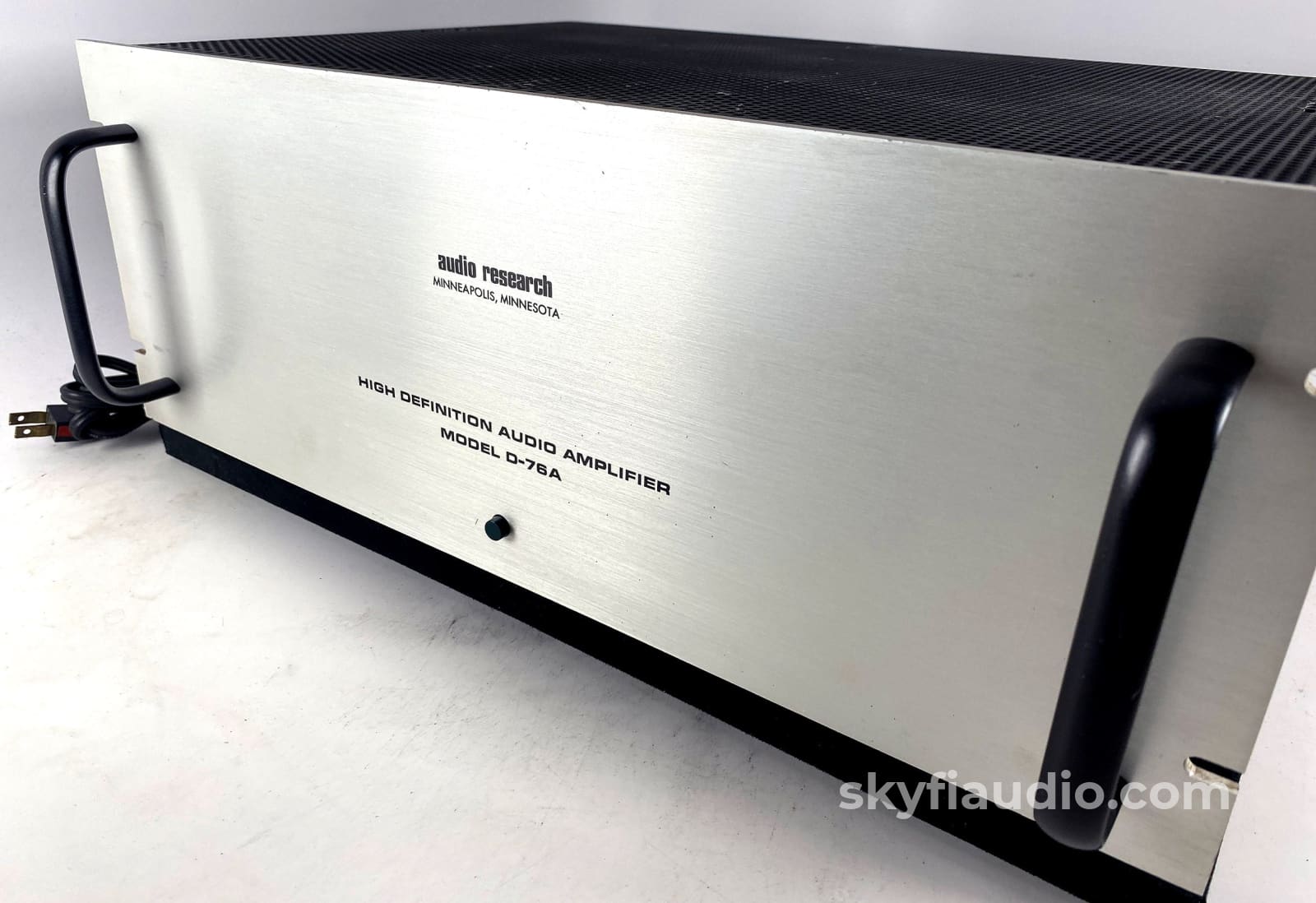 Audio Research D-76A Vintage All-Tube Amplifier Survivor Condition