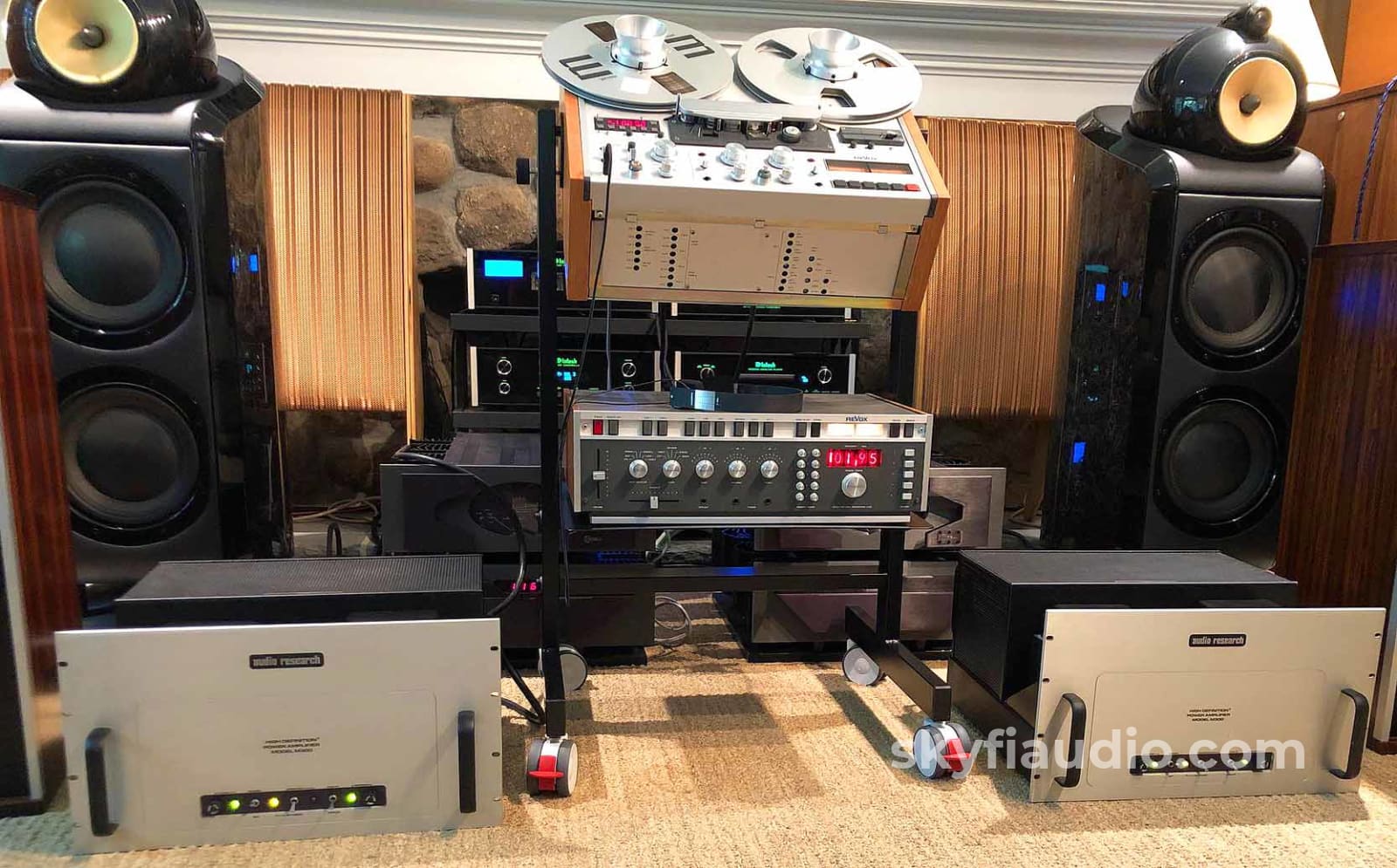 Audio Research M300 Tube Monoblock Amplifiers - 300W! Amplifier