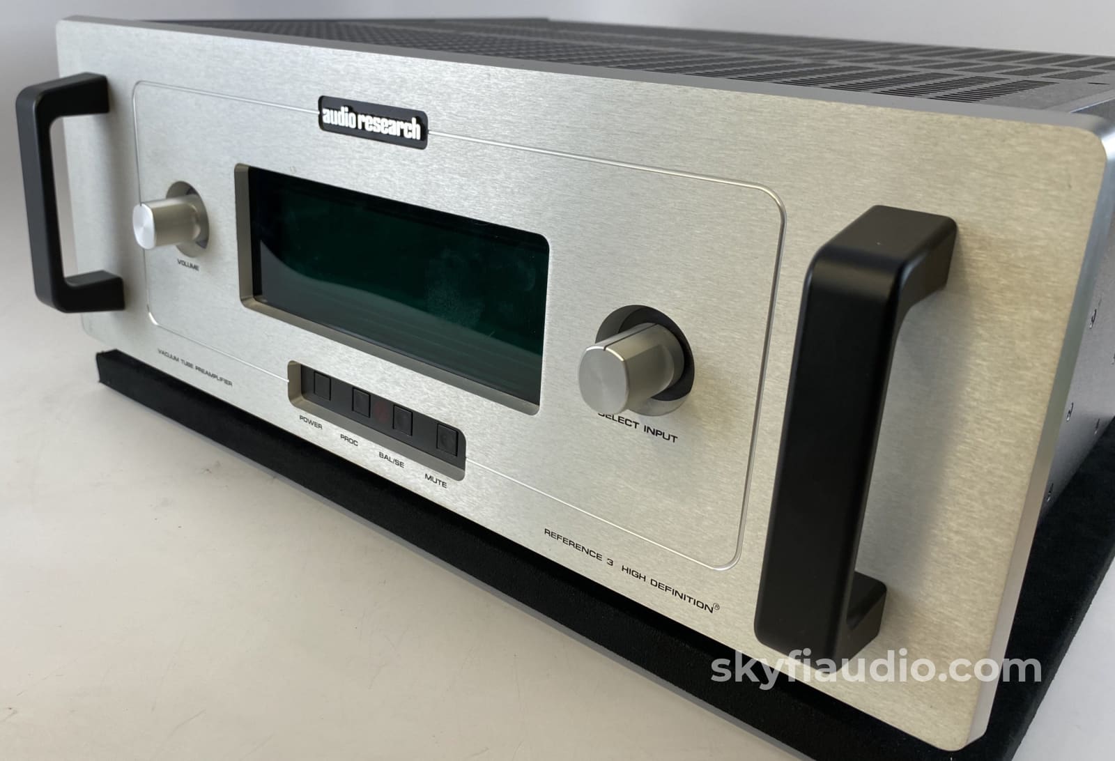 Audio Research Reference 3 - Ref3 All Tube Line Preamplifier
