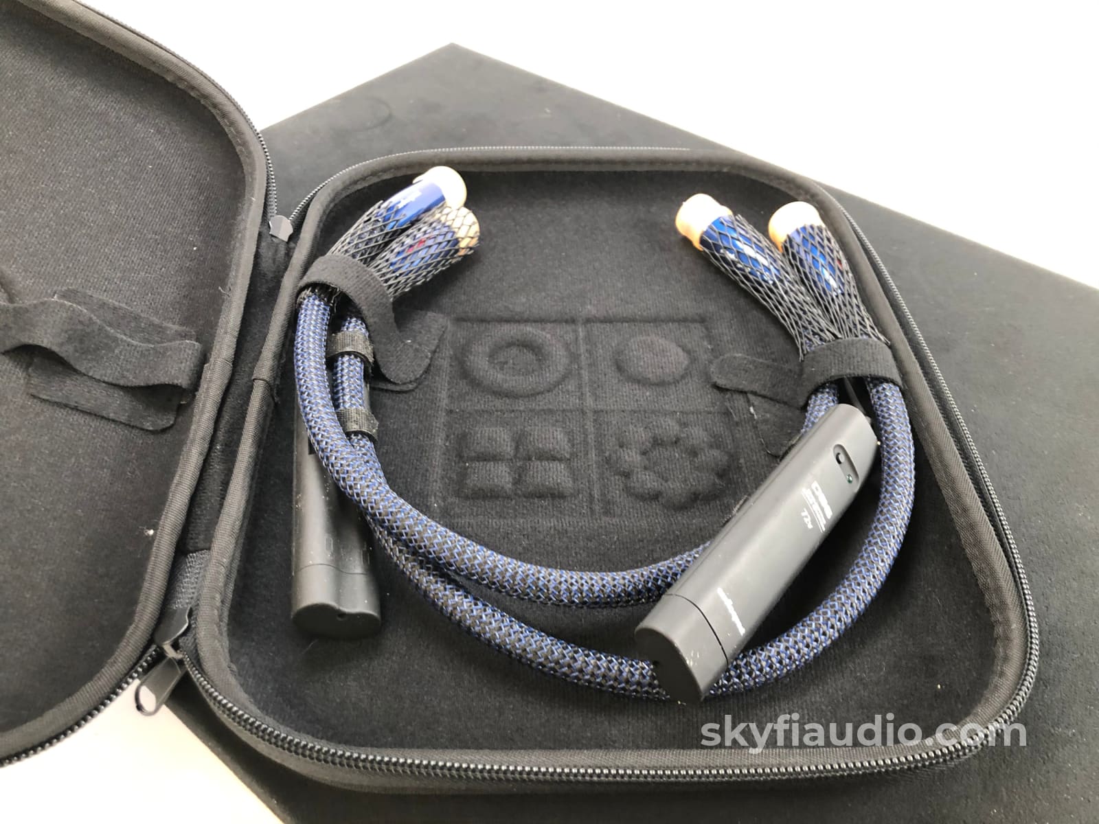 Audioquest Audioquest Elements Series - Water Xlr Audio Cable New In Pouch 0.5M Cables