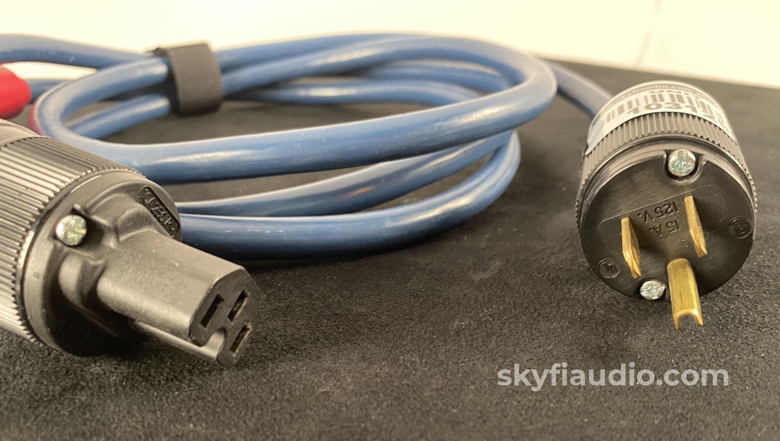 Audioquest Vintage Power Cable With Rf Stopper - 15A 2M Cables