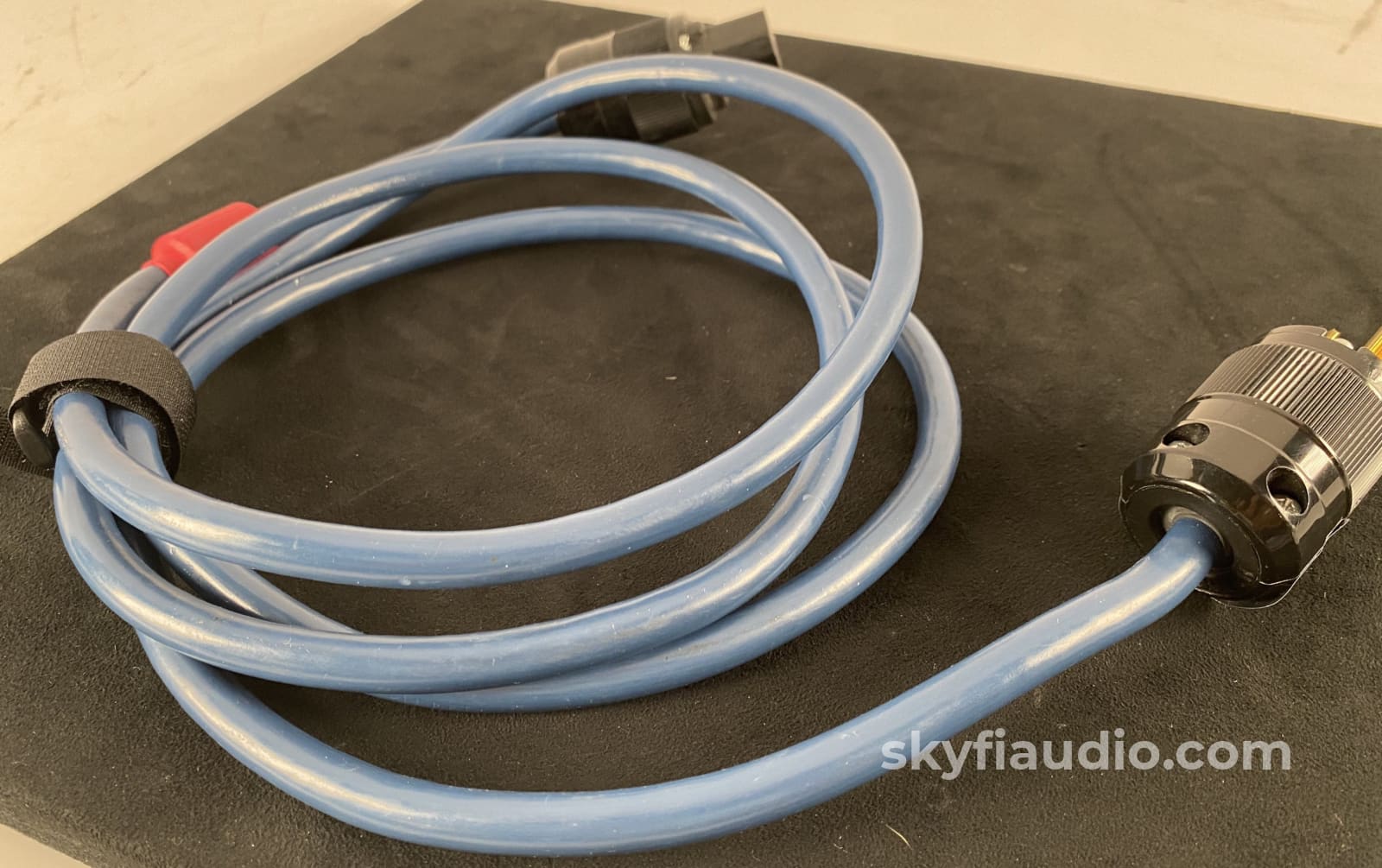 Audioquest Vintage Power Cable With Rf Stopper - 15A 2M Cables