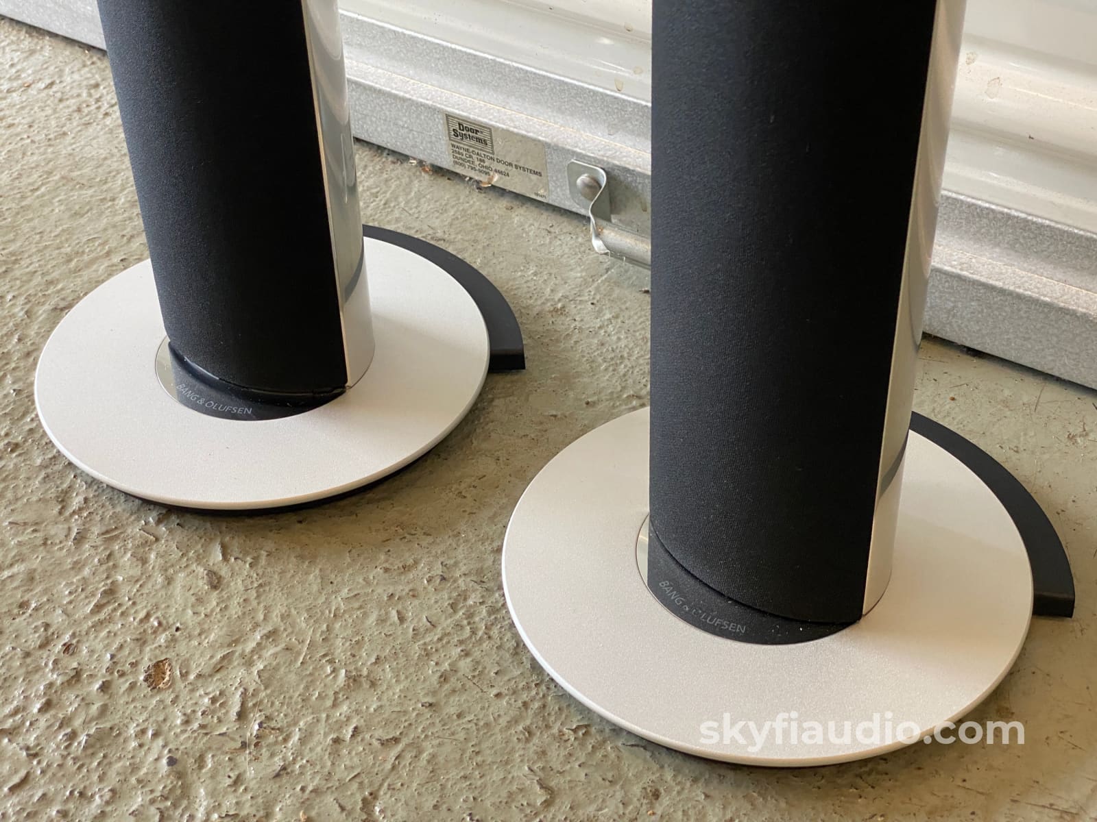 Bang & Olufsen Beolab 6000 Active (Powered) Floorstanding Speakers