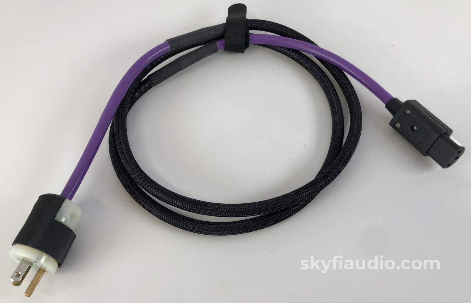 Basis Audio - Power Cable With Furutech 15A Connectors 2M (1 Of 3) Cables