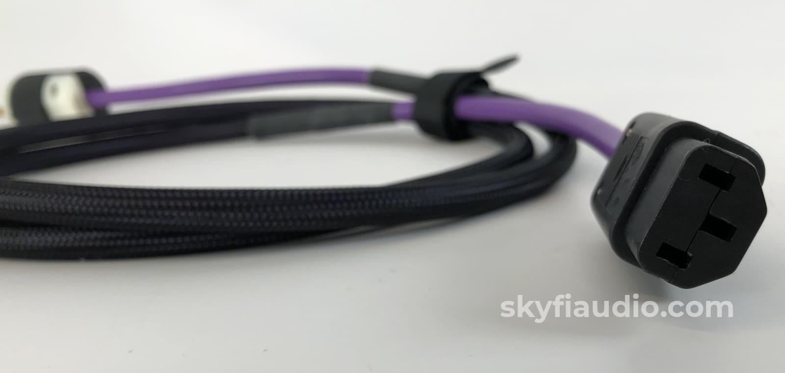 Basis Audio - Power Cable With Furutech 15A Connectors 2M (2 Of 3) Cables