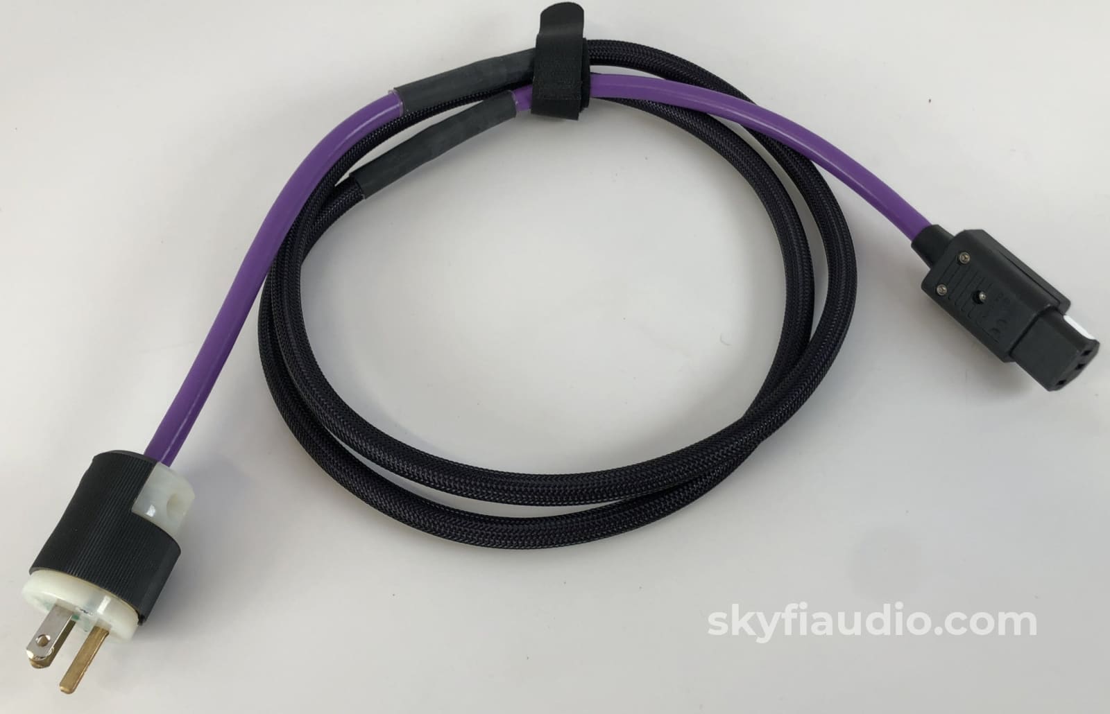 Basis Audio - Power Cable With Furutech 15A Connectors 2M (2 Of 3) Cables