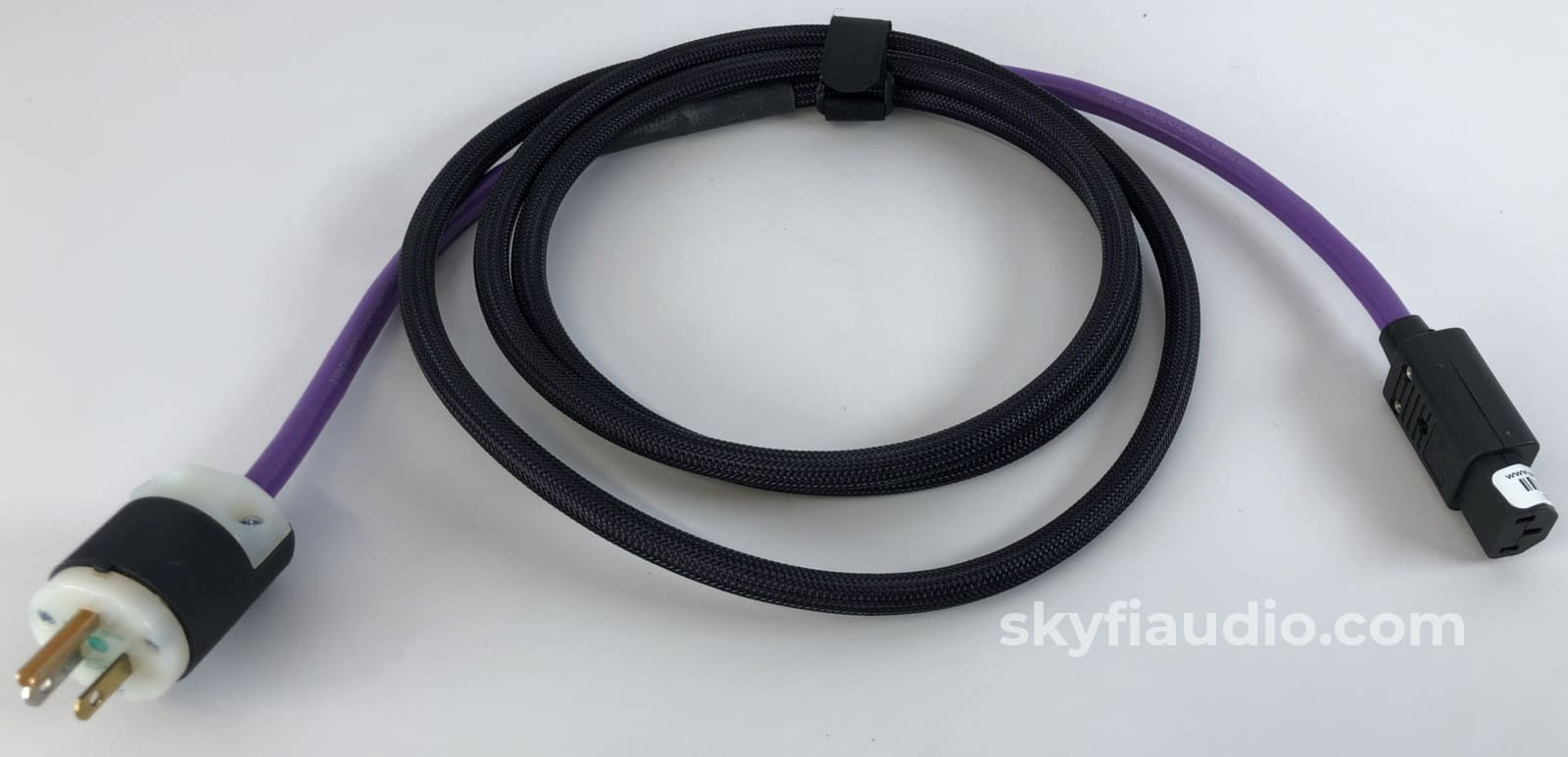 Basis Audio - Power Cable With Furutech 15A Connectors 3M (3 Of 6) Cables