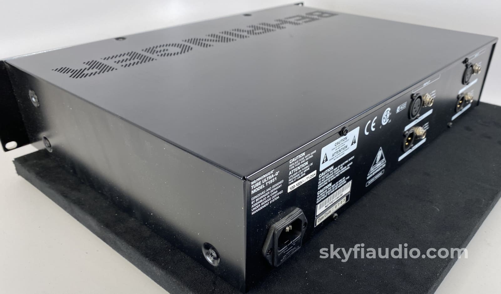 Behringer T1951 Tube Ultra-Q Equalizer - New In Box Accessory