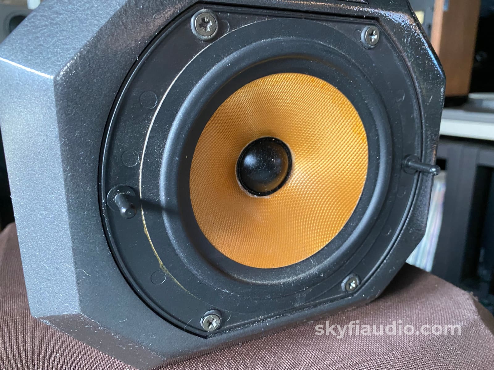 Bowers & Wilkins 802 Series 80 Vintage Speakers - Skyfi Best Seller