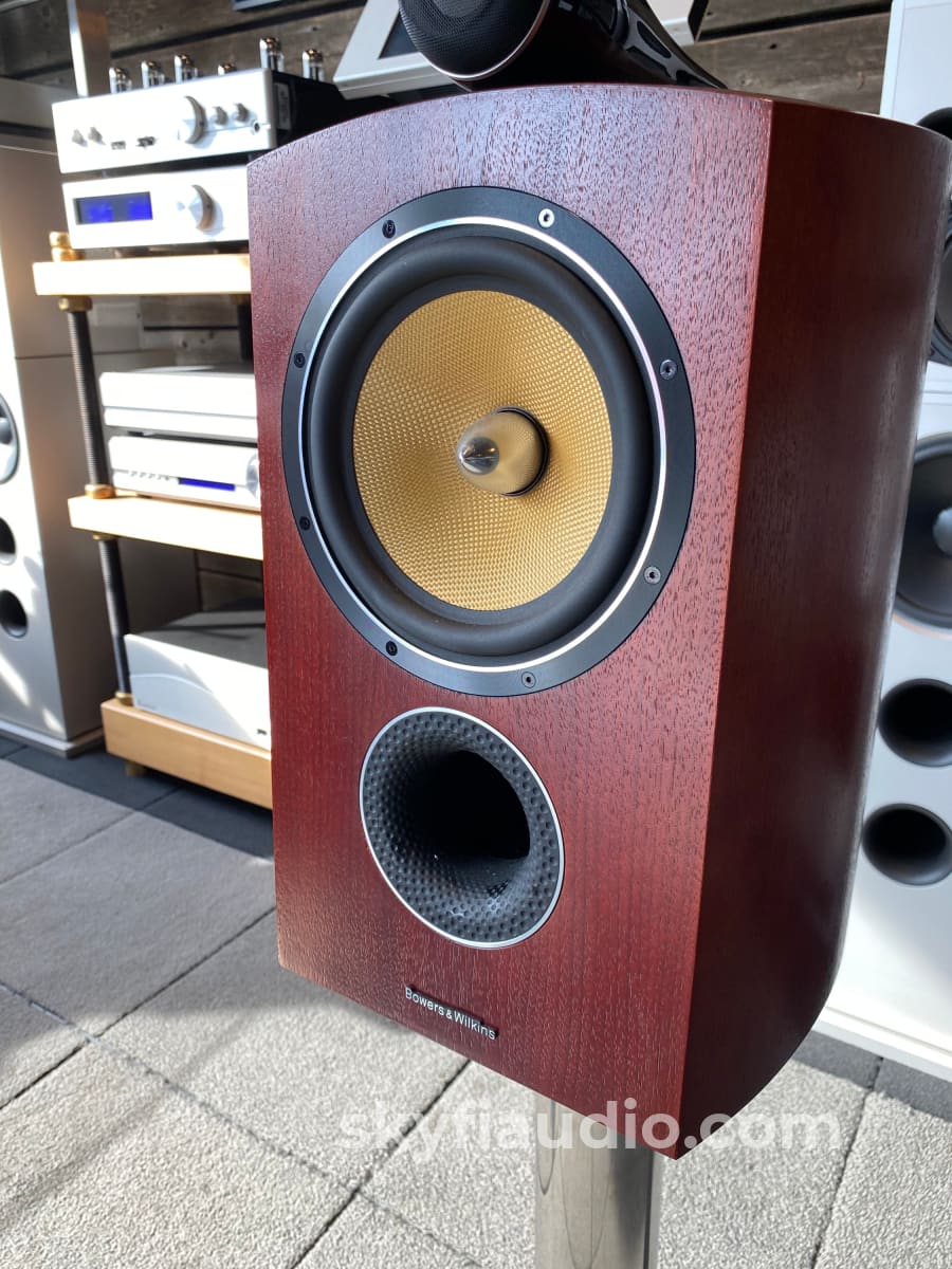 Bowers & Wilkins 805 Diamond Speakers In A Gorgeous Rosenut Finish Complete Set