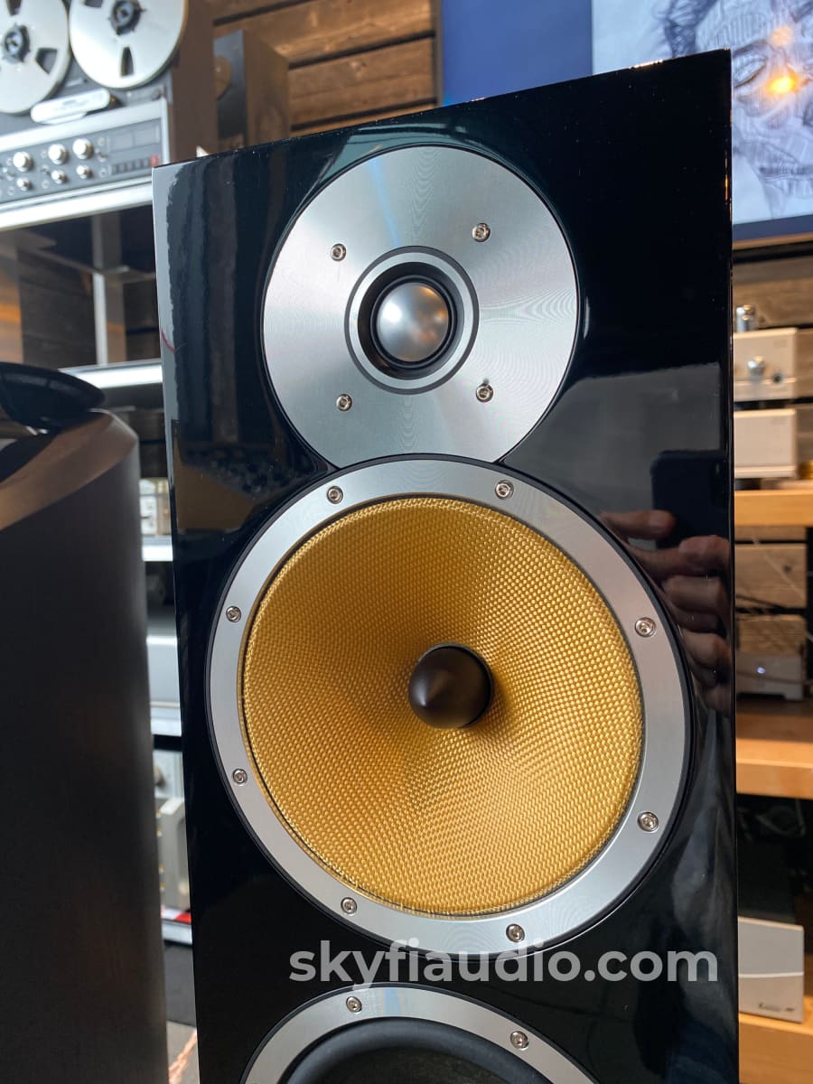 Bowers & Wilkins Cm9 Floorstanding Speakers