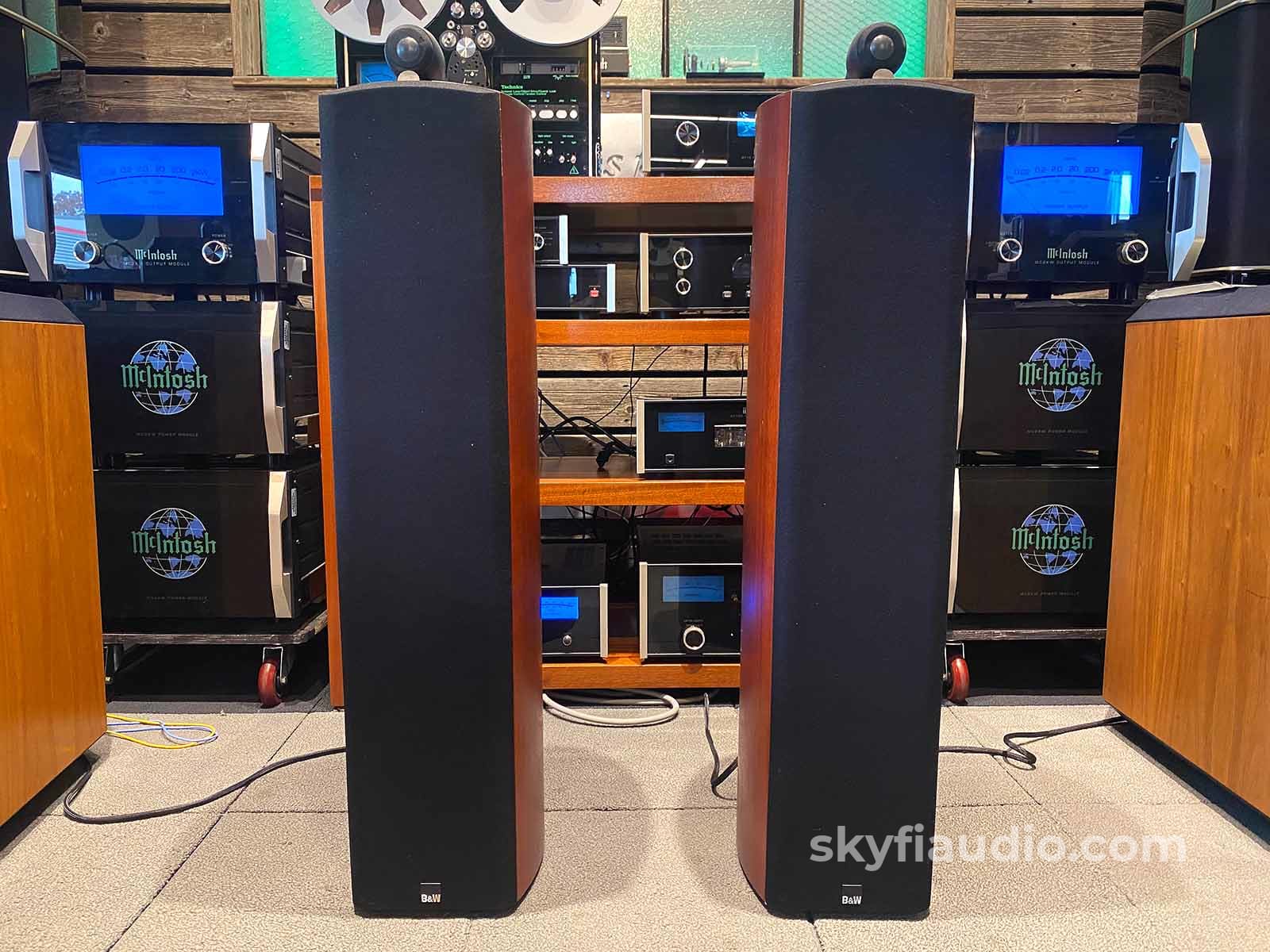 Bowers and wilkins hot sale floor standing speakers