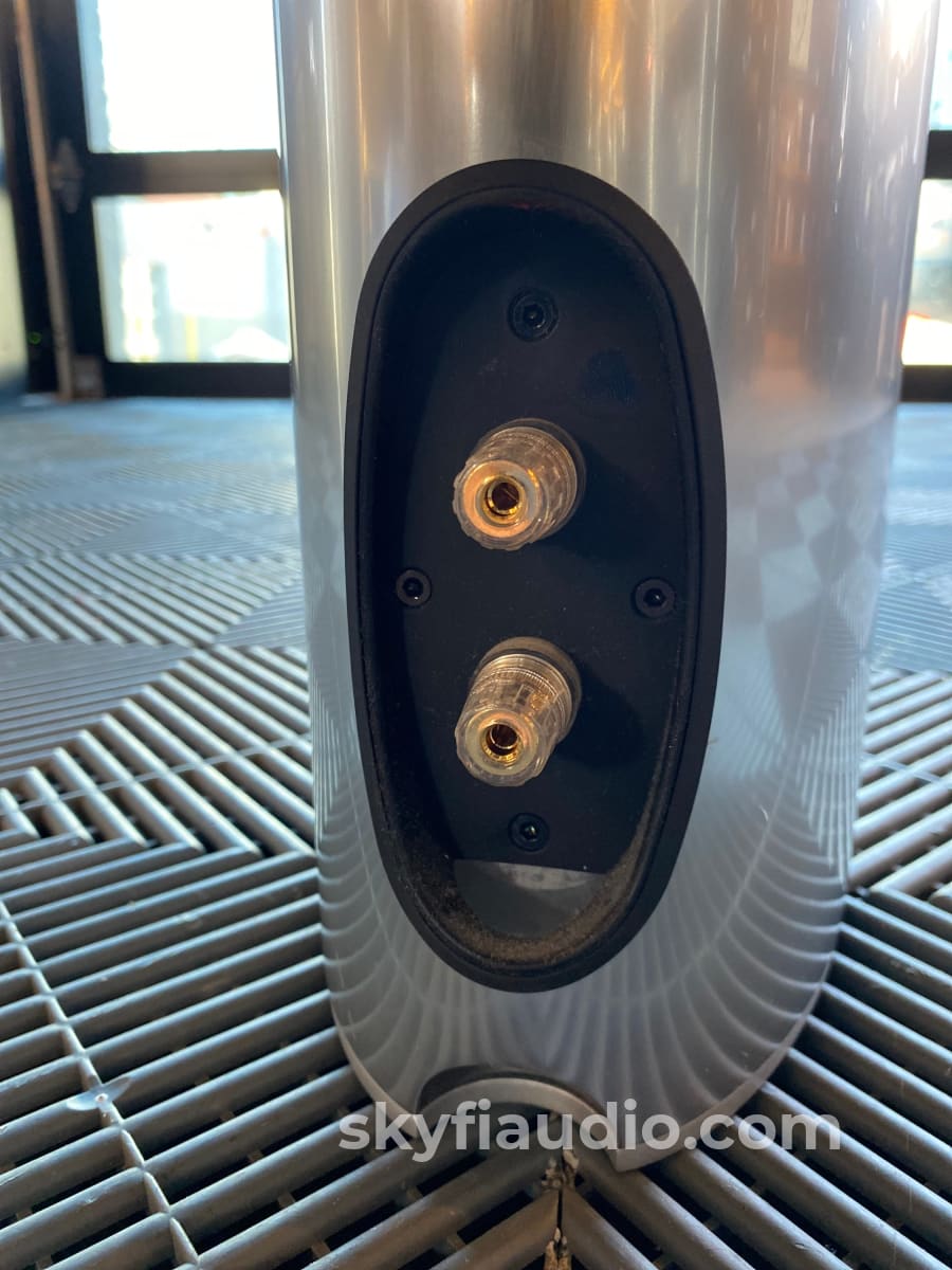 Bowers & Wilkins Xt4 Speakers In Aluminum