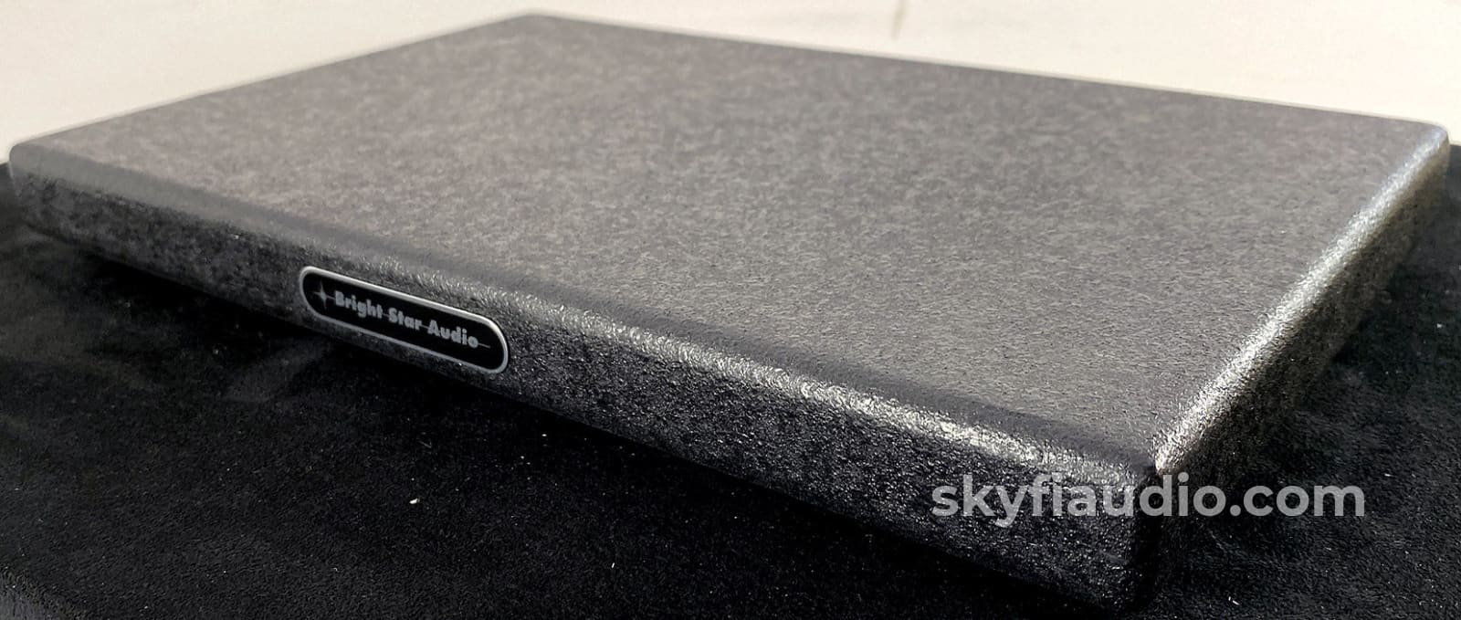 Bright Star Audio Isolation Base - Size Small Accessory