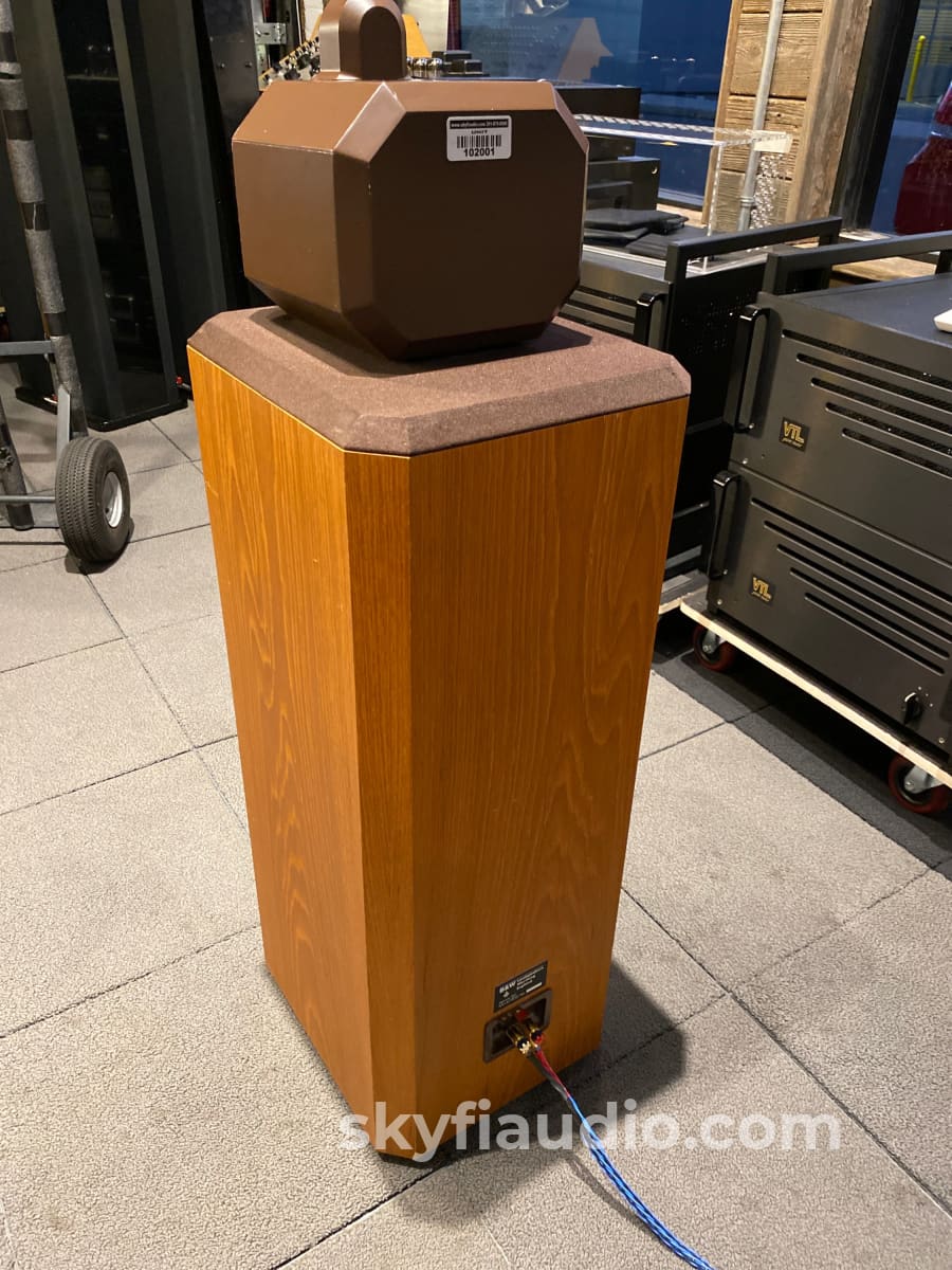 B&W (Bowers & Wilkins) 802 Series 80 Vintage Speakers - Working Perfectly