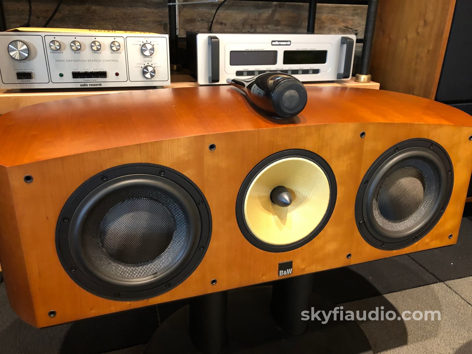 B&W (Bowers & Wilkins) 803D (Diamond) Speaker Theater Package Speakers