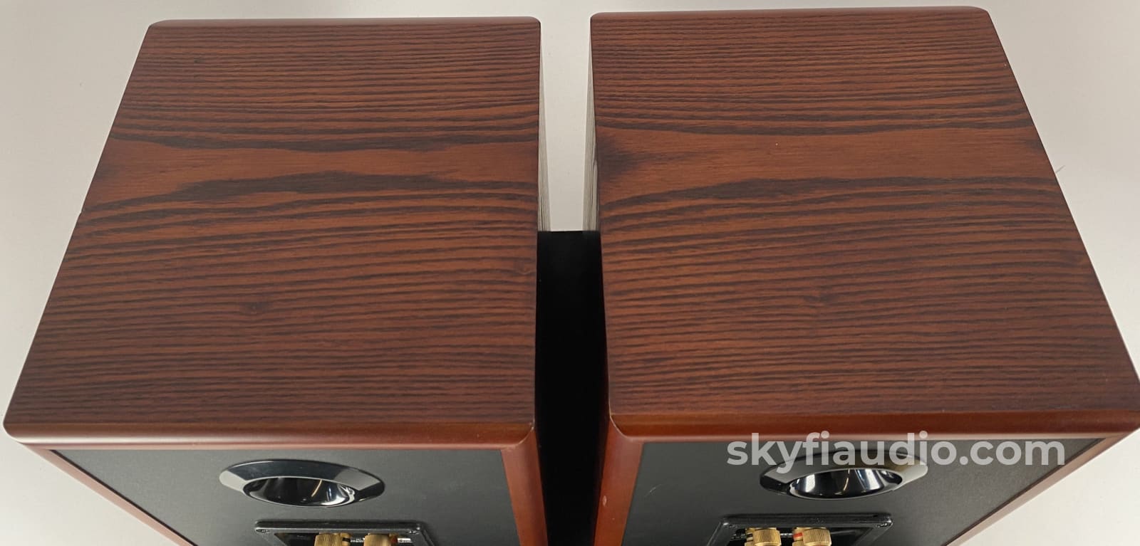 B&W (Bowers & Wilkins) Cdm 2 Bookshelf Speakers - Very Desirable Cherry