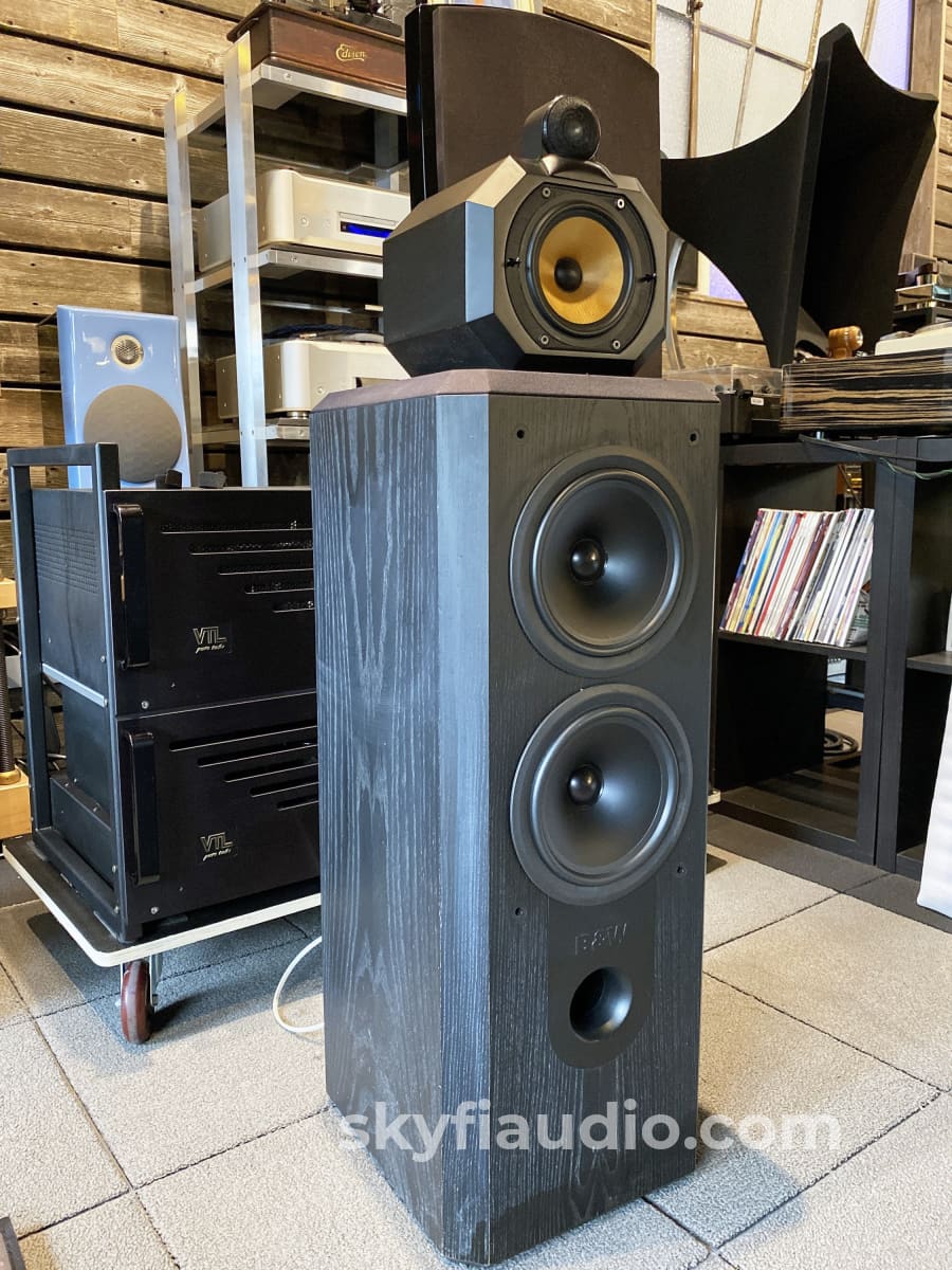B&W (Bowers & Wilkins) Matrix 802 Series 3 Speakers - Survivor Pair!