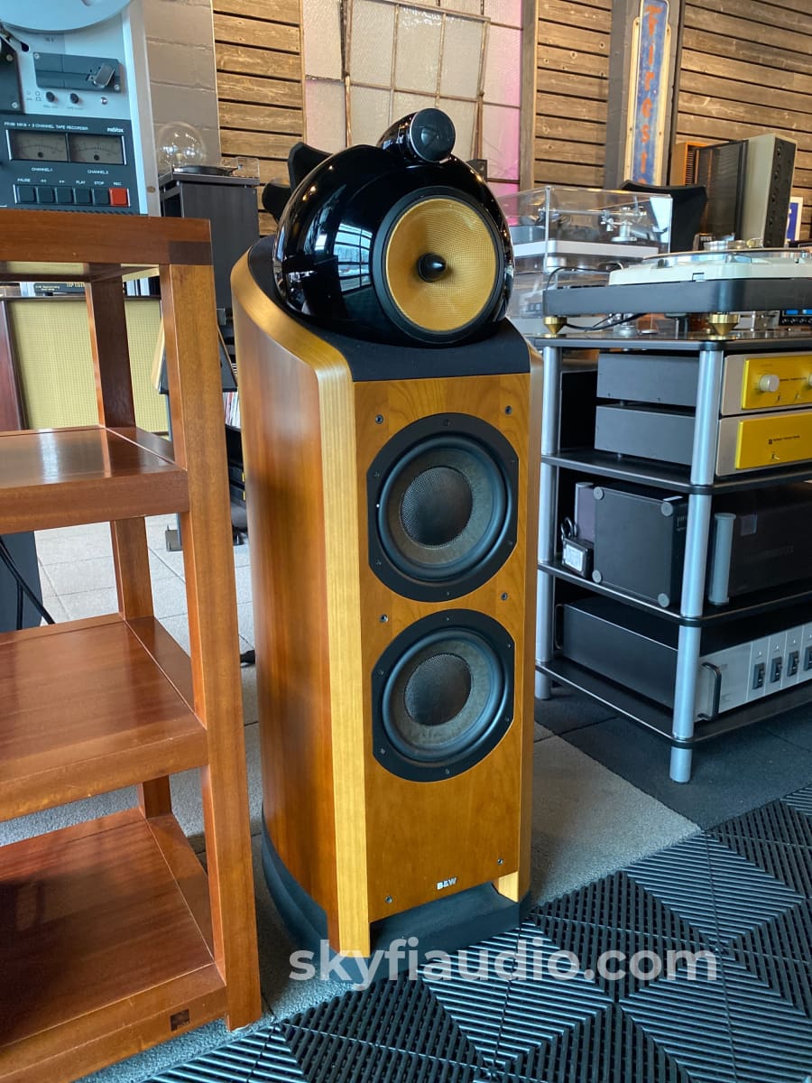 B&W (Bowers & Wilkins) Nautilus 802 Speakers In Cherry