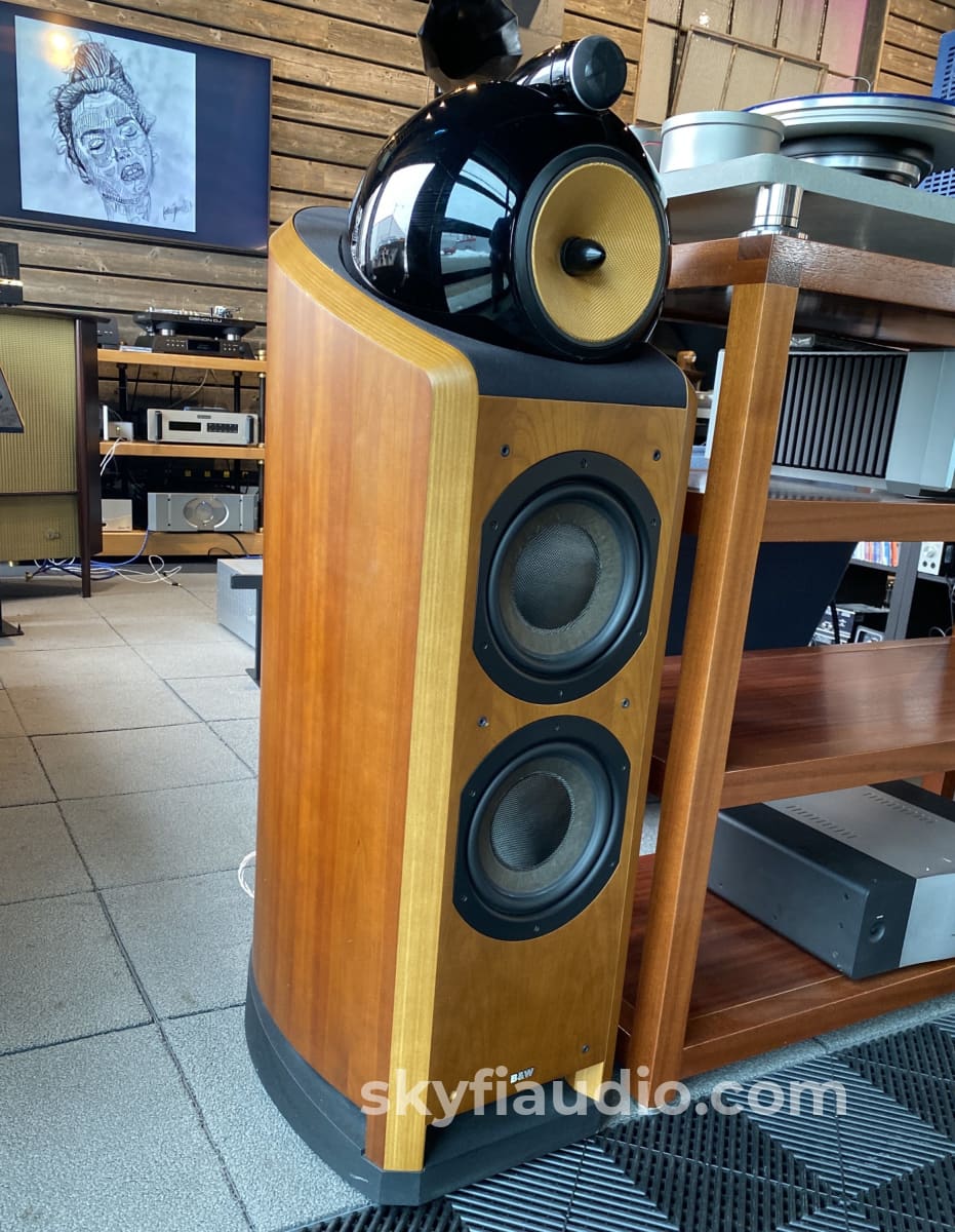B&W (Bowers & Wilkins) Nautilus 802 Speakers In Cherry