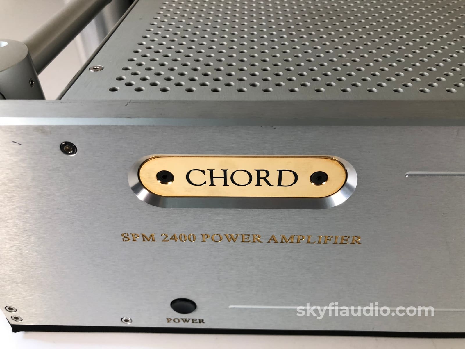 Chord Spm-2400 Multi-Channel Amplifier - 5 X 135W