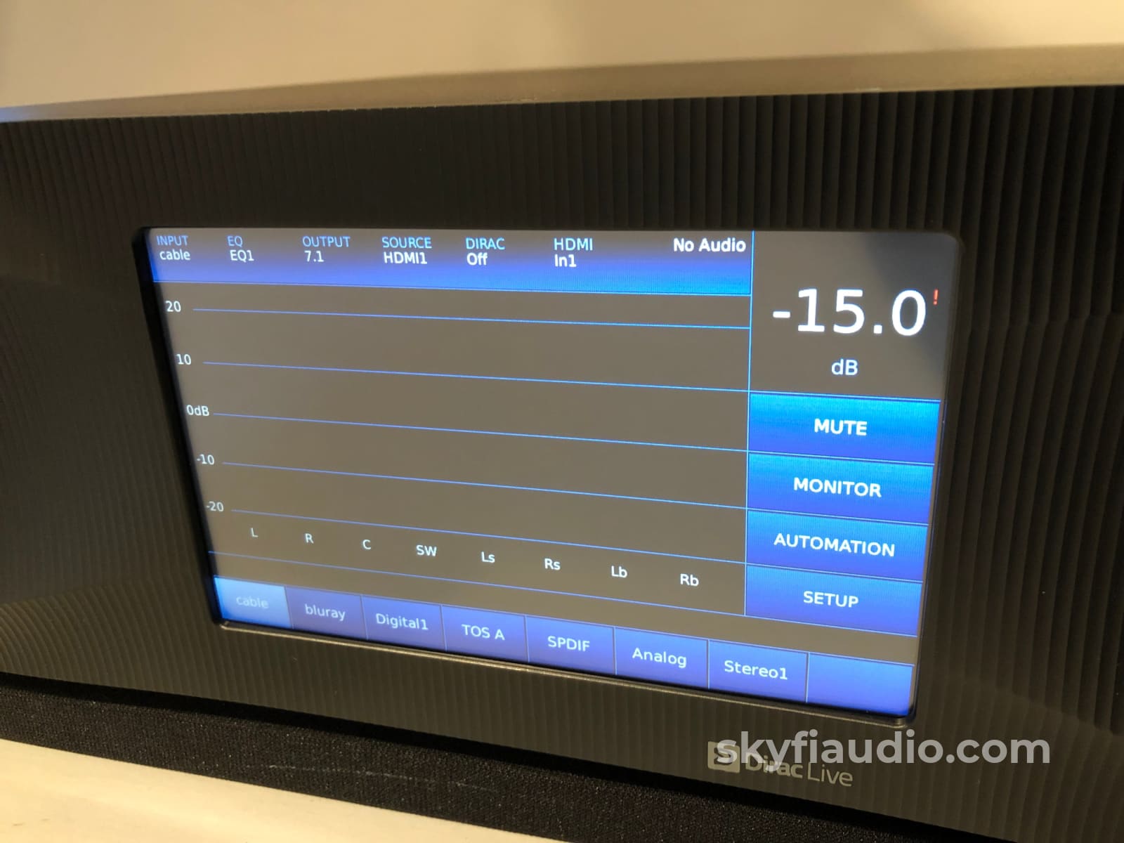 Datasat Digital Rs20I Flagship Theater Processor Preamplifier