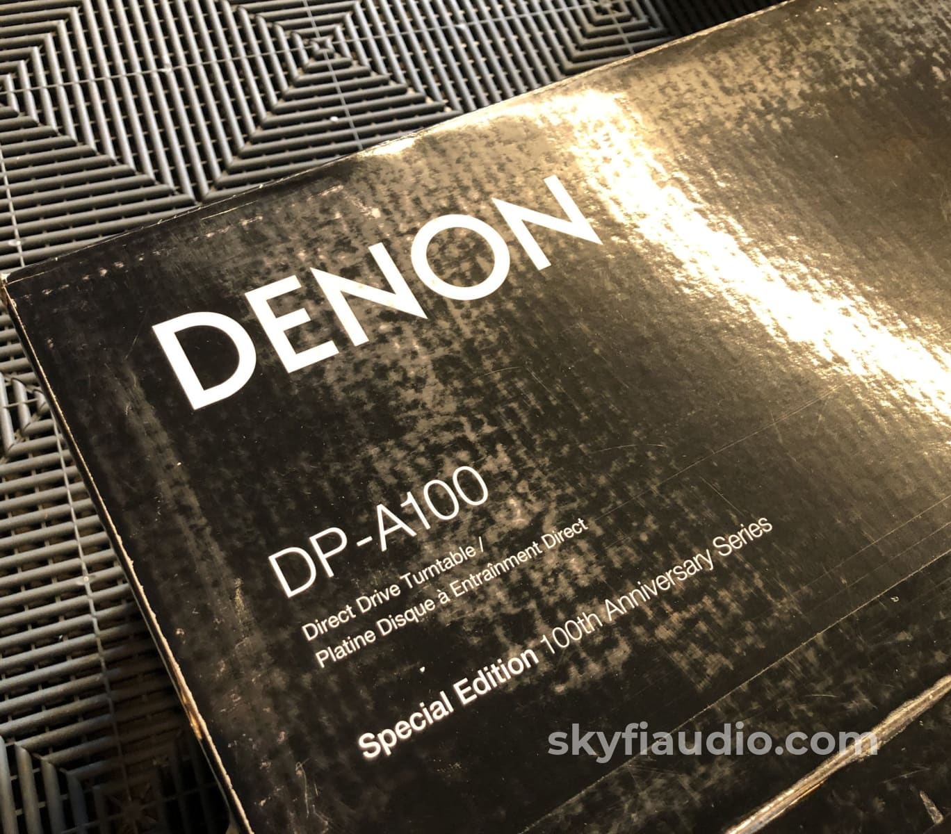 Denon Dp-A100 - 100Th Anniversary Limited Edition Turntable New Sealed Box Very Rare