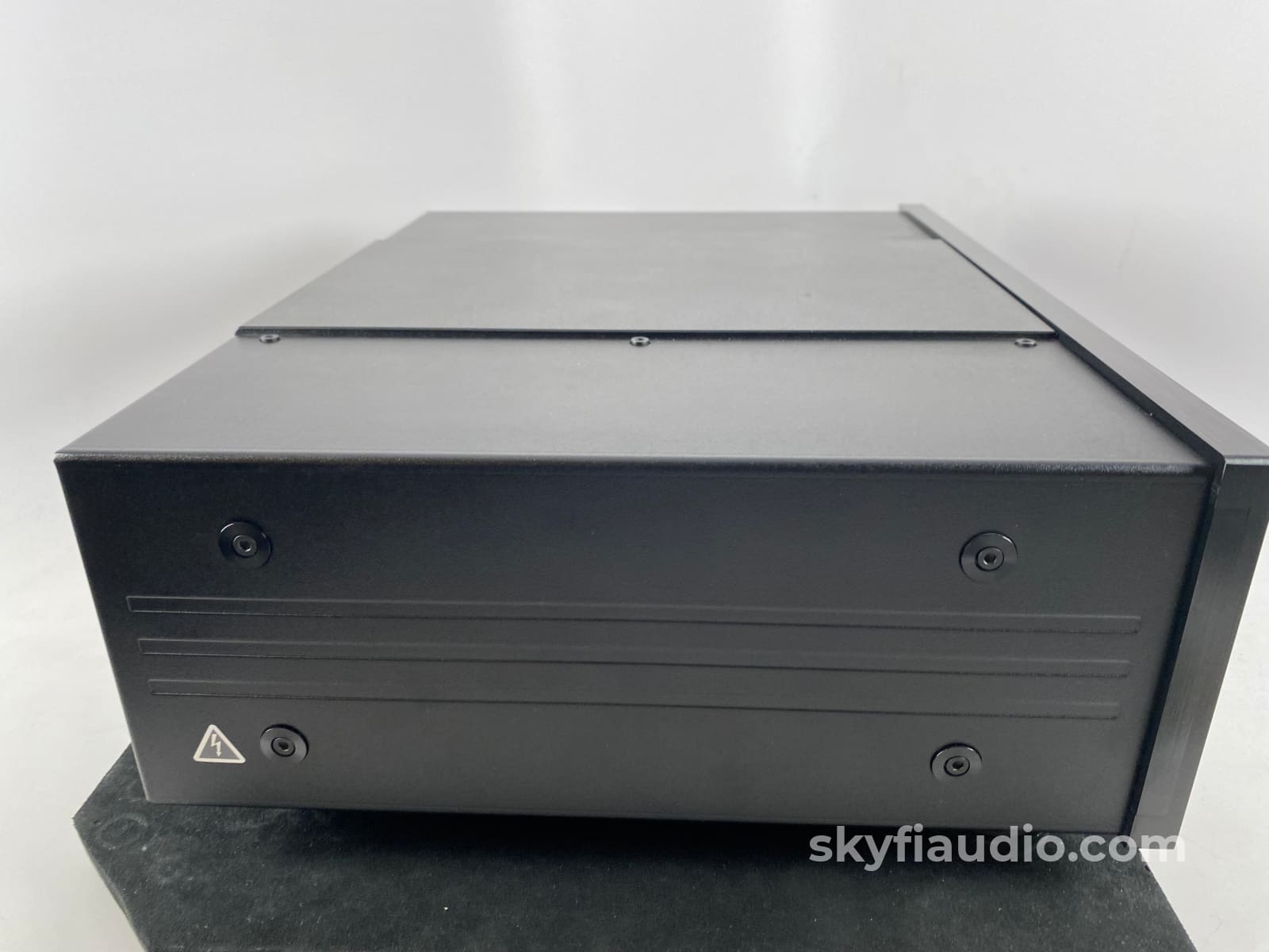 Esoteric Dv-50 - Sacd And Cd Player In Rare Black Finish + Digital