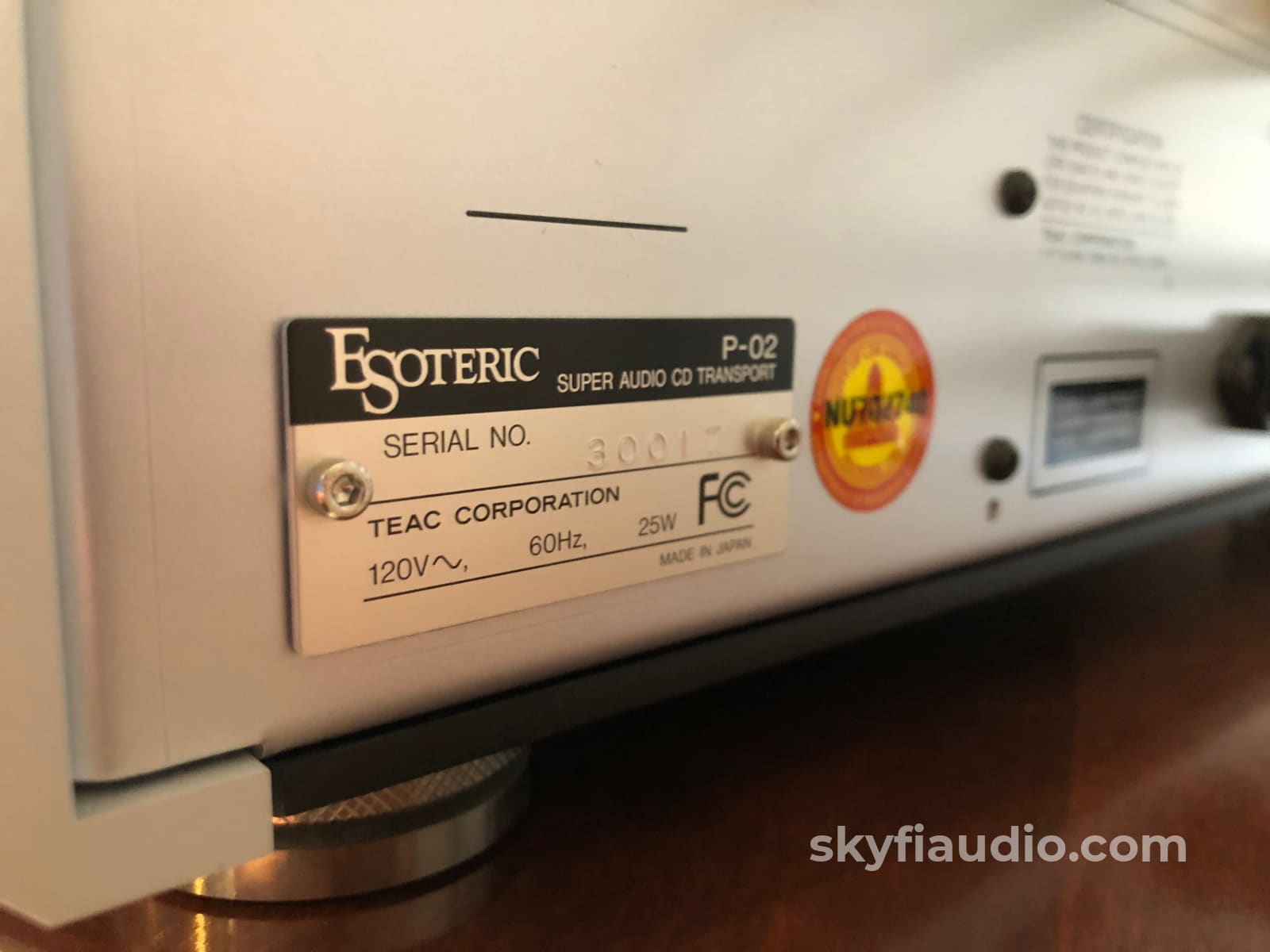 Esoteric P-02 Sacd/Cd Transport And D-02 Dac - Flagship Combination 100/120/230V Cd + Digital