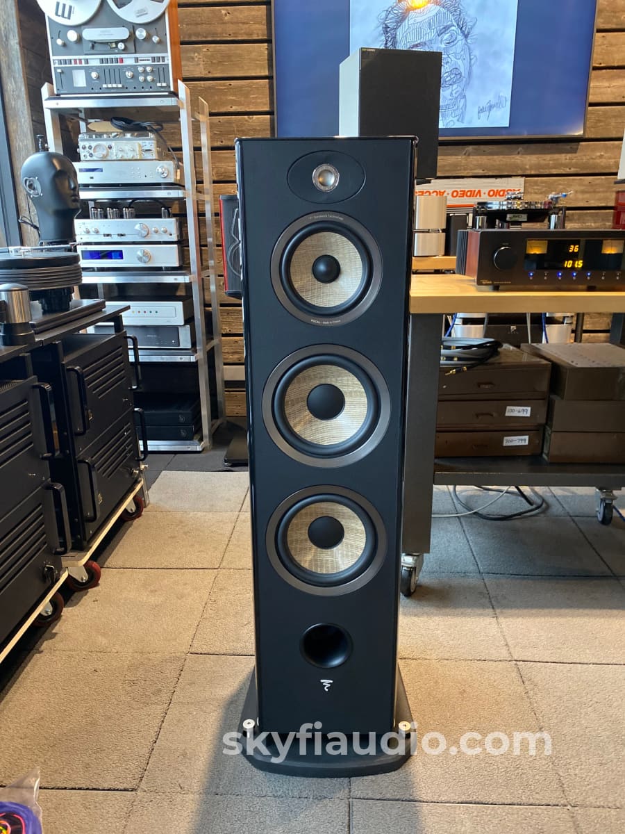 Focal Aria 948 Gloss Black Speakers - Impressive Bass Response