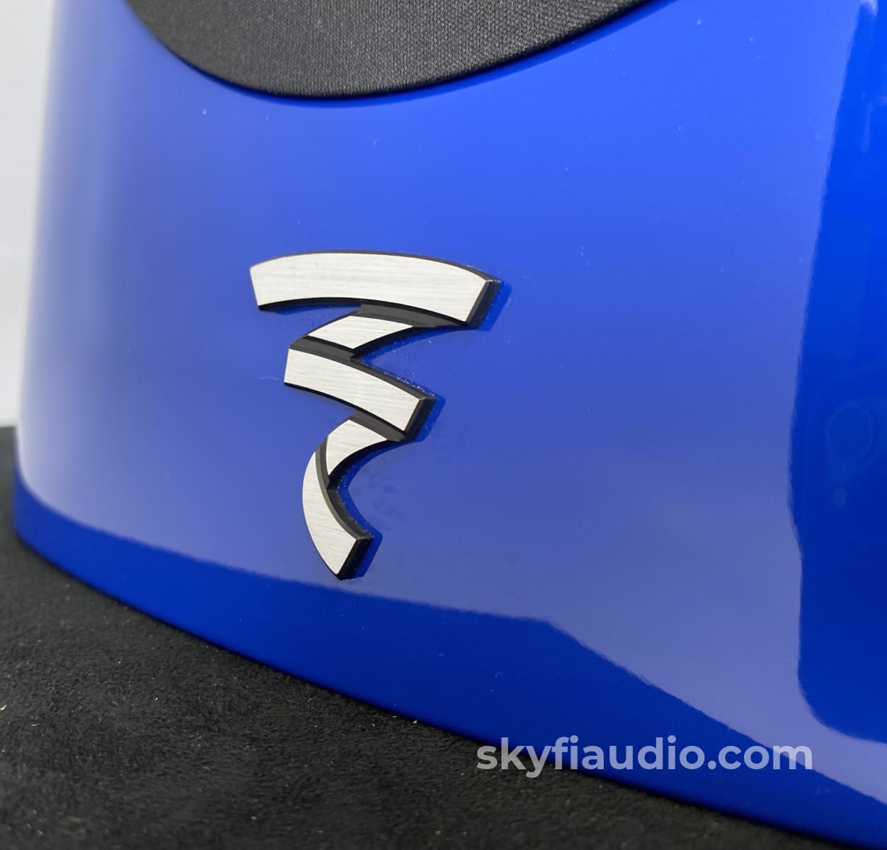 Focal Sopra No. 1 Speakers - Audi Blue Finish Perfect And Like New With Boxes Paperwork