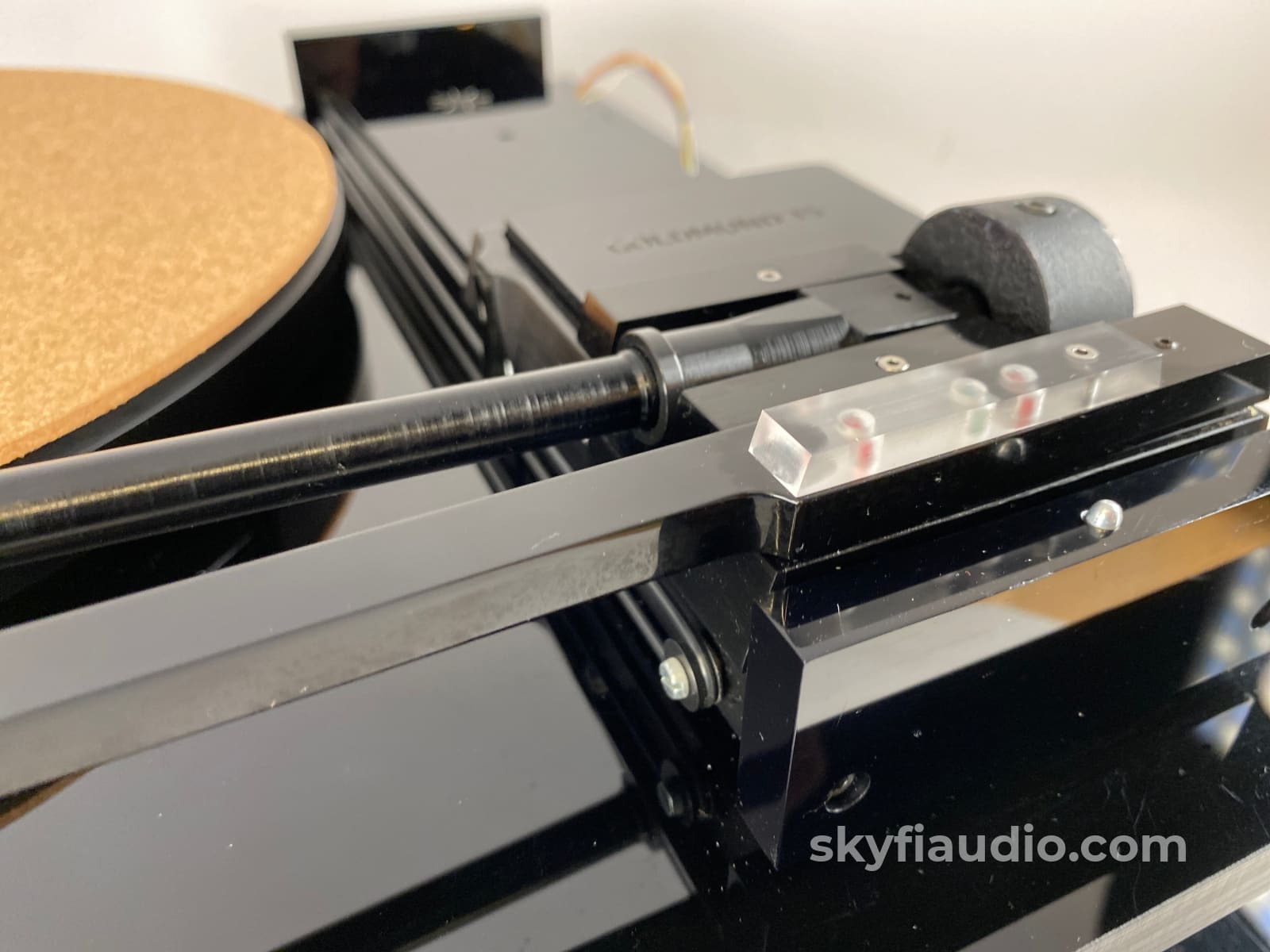 Goldmund Studietto Tangential Turntable With Grado Cartridge