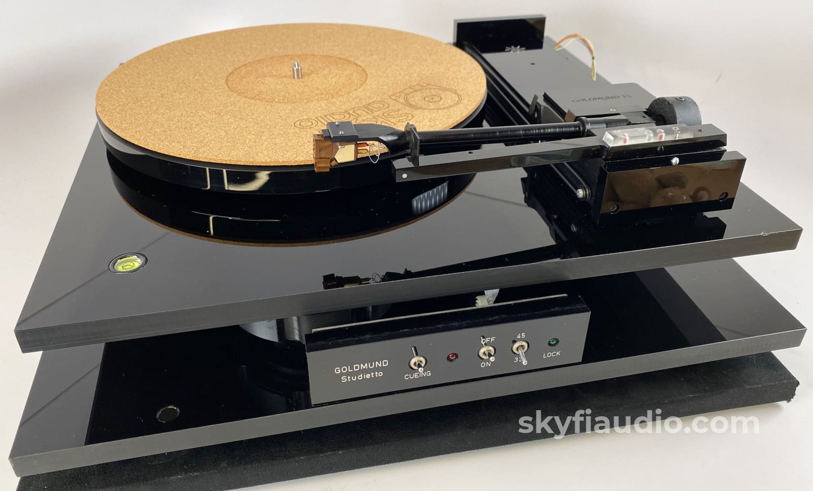 Goldmund Studietto Tangential Turntable With Grado Cartridge