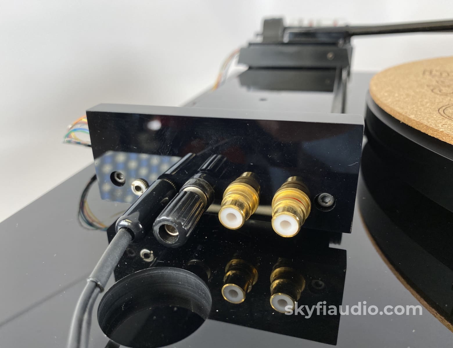 Goldmund Studietto Tangential Turntable With Grado Cartridge