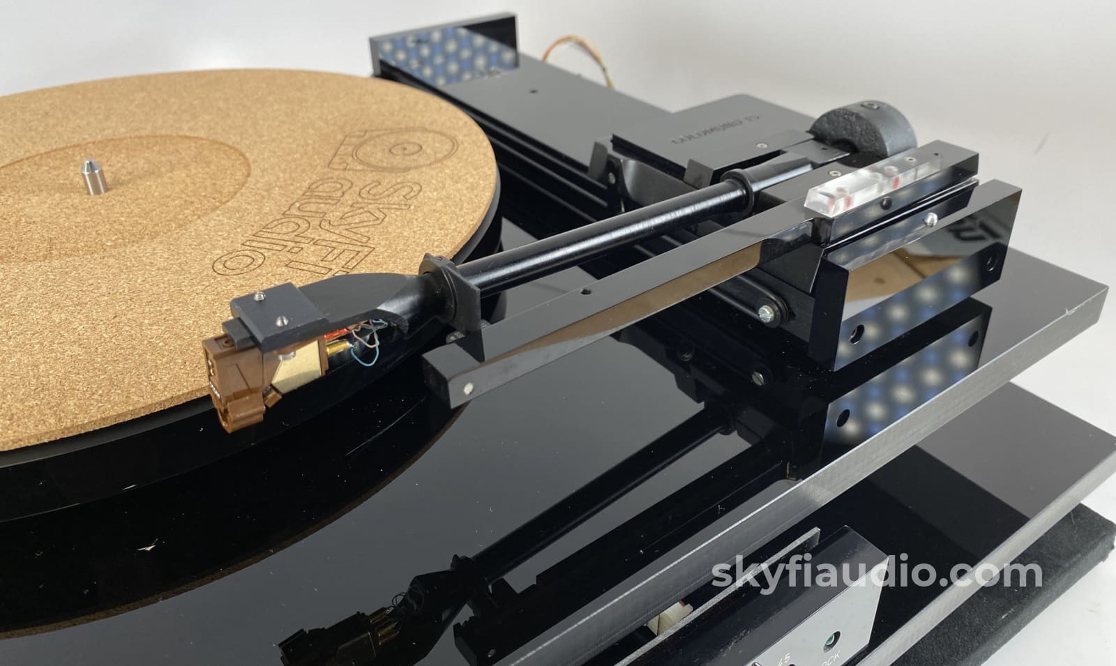 Goldmund Studietto Tangential Turntable With Grado Cartridge