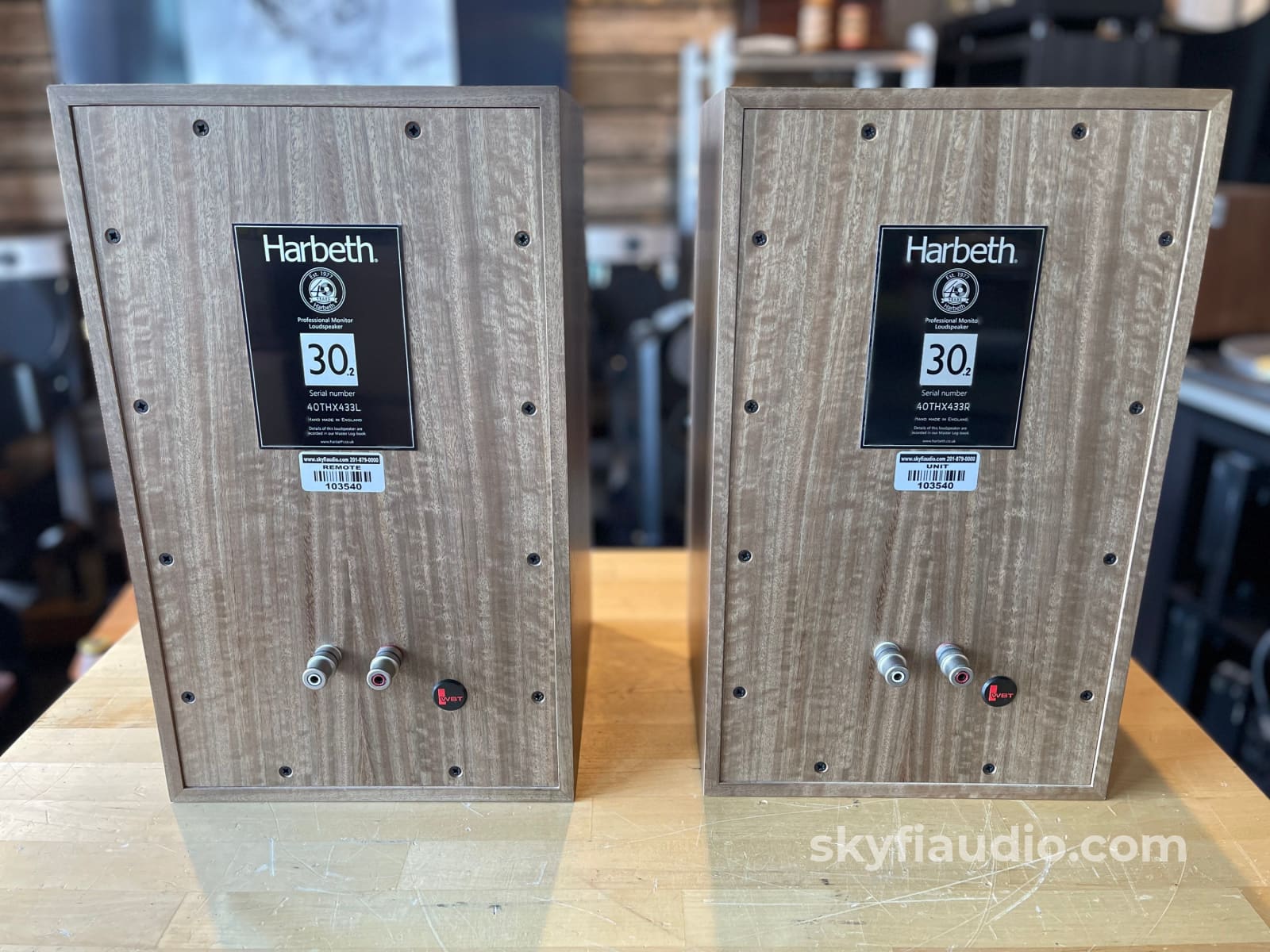 Harbeth 30.2 40Th Anniversary Edition Speakers In Rare Finish