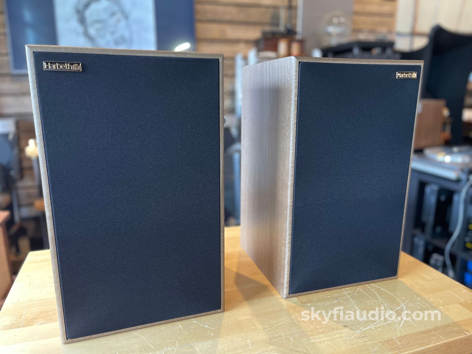 Harbeth 30.2 40Th Anniversary Edition Speakers In Rare Finish