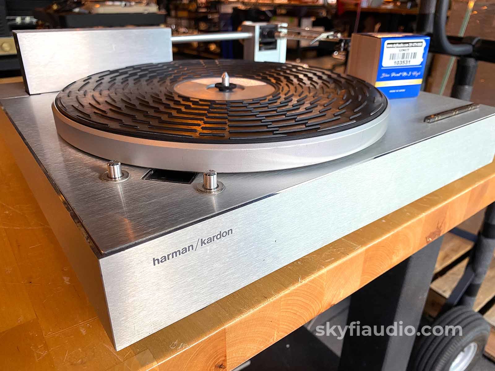 Harmon Kardon St-7 Vintage Turntable Serviced With New Sumiko Cartridge