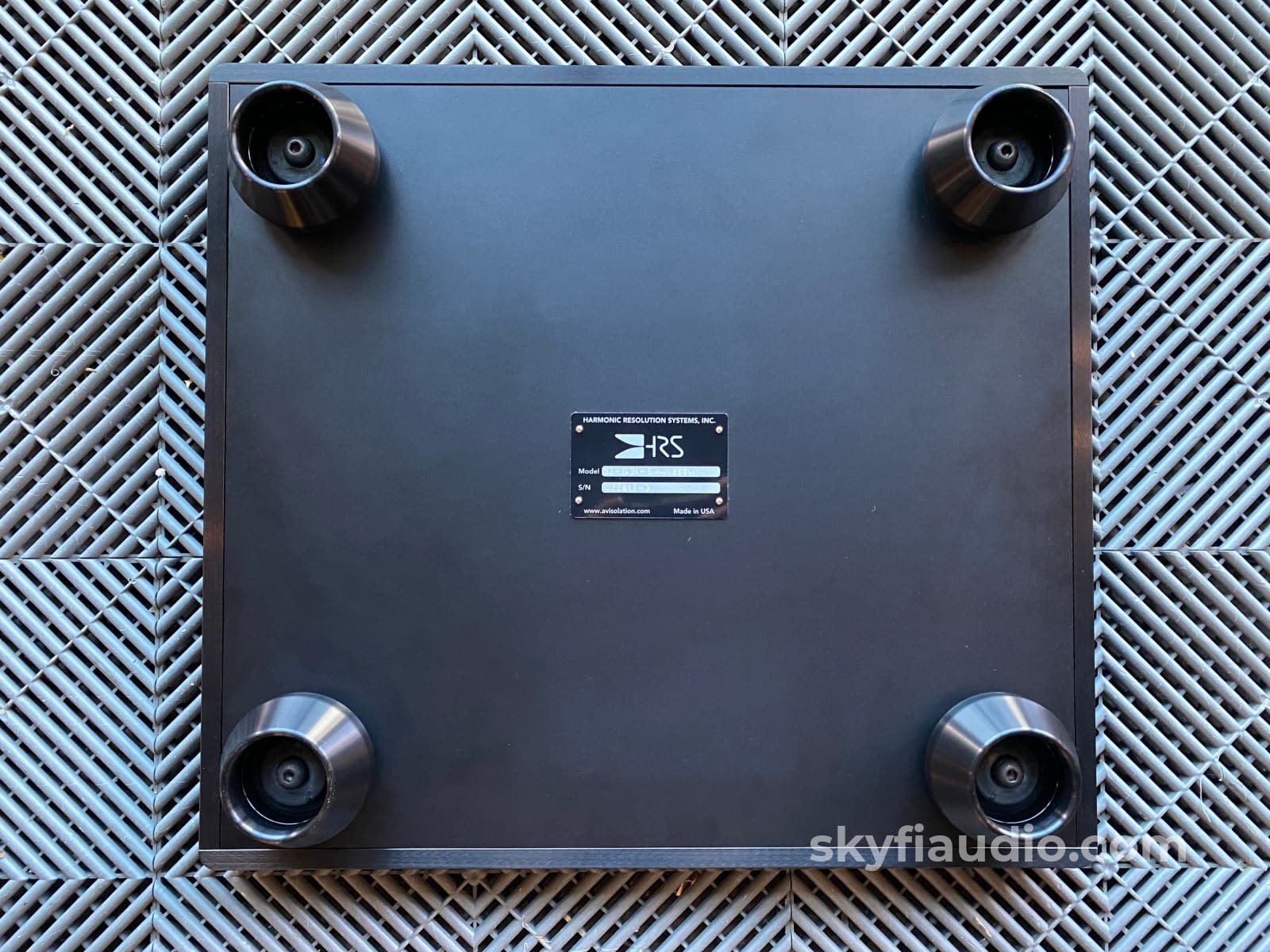 Hrs S3 Monoblock Isolation Platform / Stand W/ 2 Tall Feet 21 X 19 Accessory