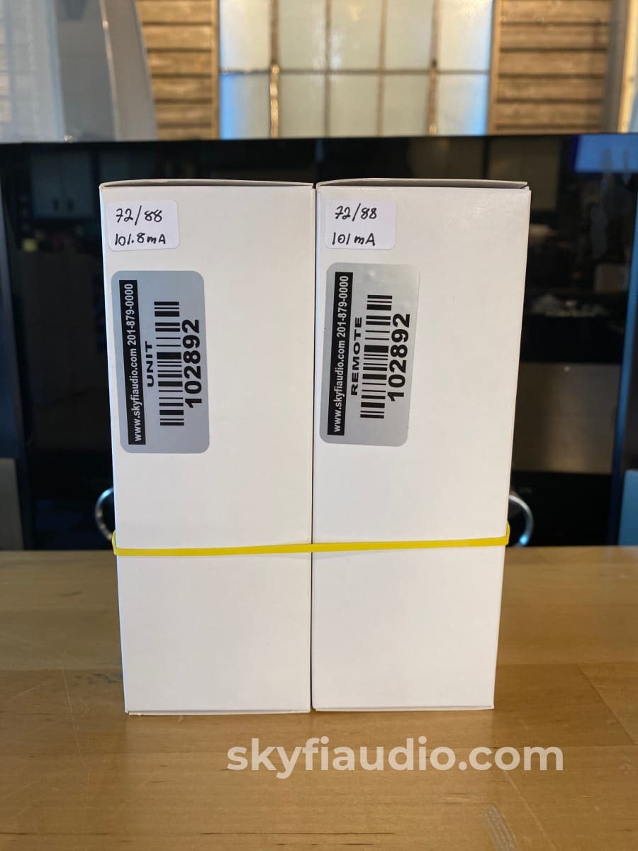 Iec Mullard Kt88 Tubes - Vintage Matched Pair Accessory