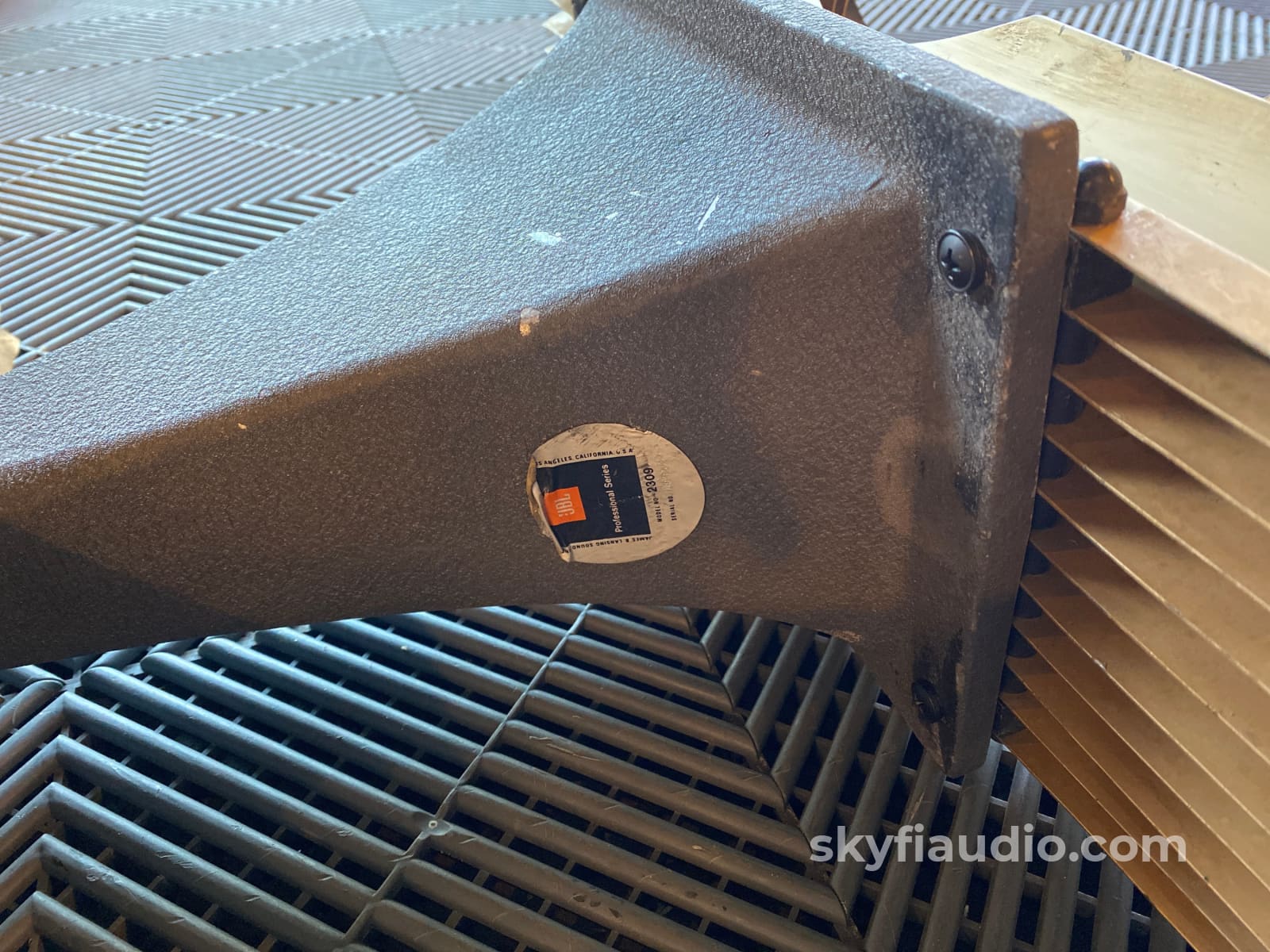 Jbl Gray 2309 Horns W/ Gold 2310 Lenses - Pair Speakers