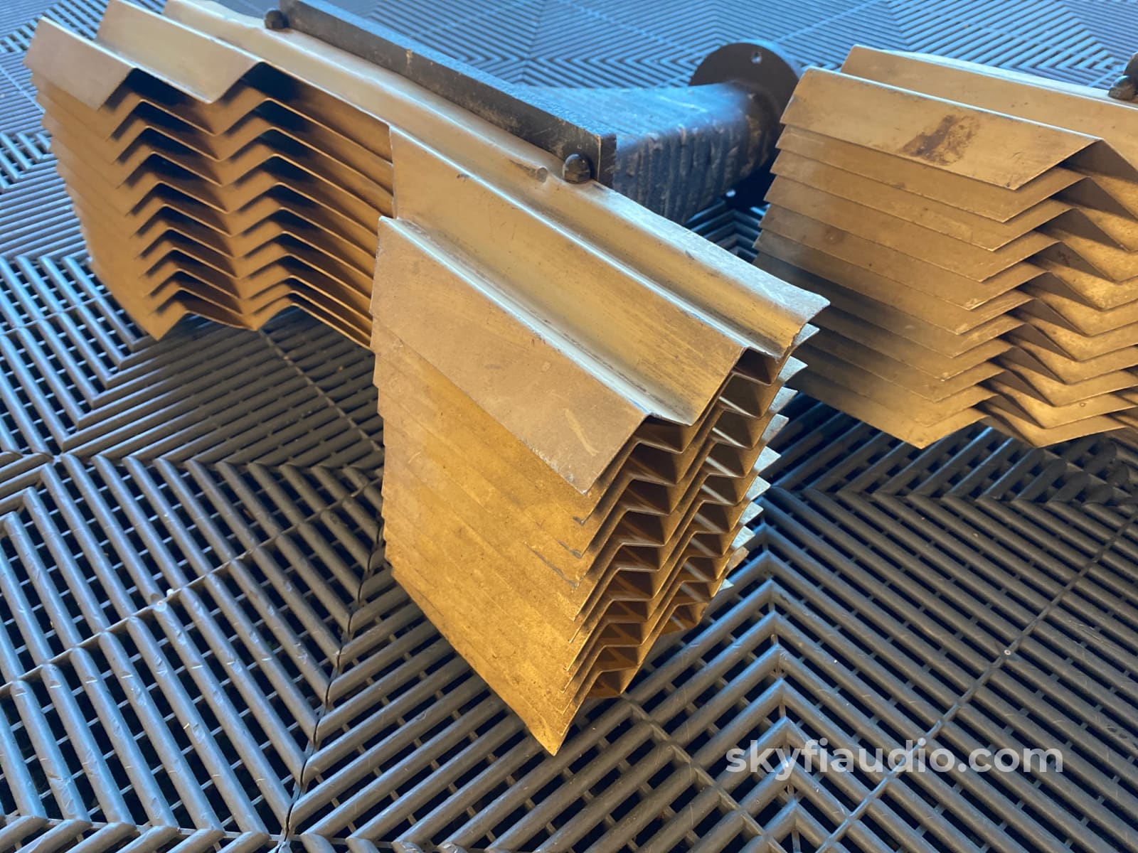 Jbl Gray 2309 Horns W/ Gold 2310 Lenses - Pair Speakers