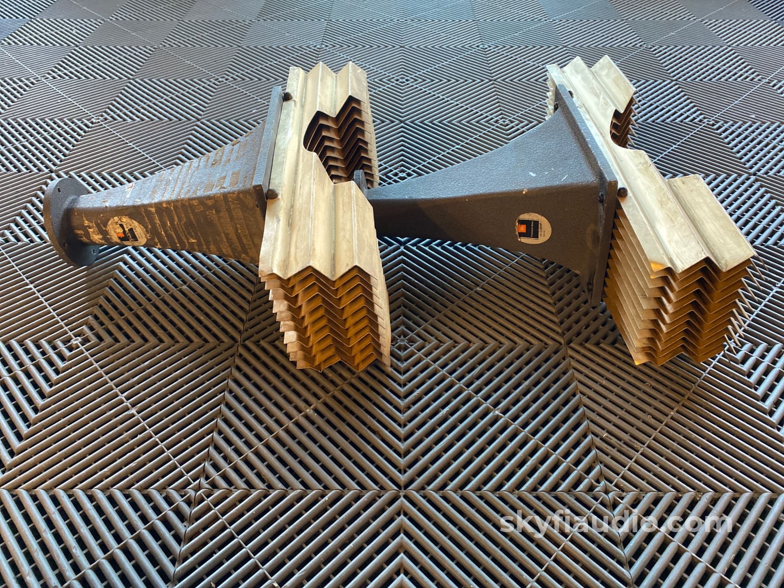 Jbl Gray 2309 Horns W/ Gold 2310 Lenses - Pair Speakers