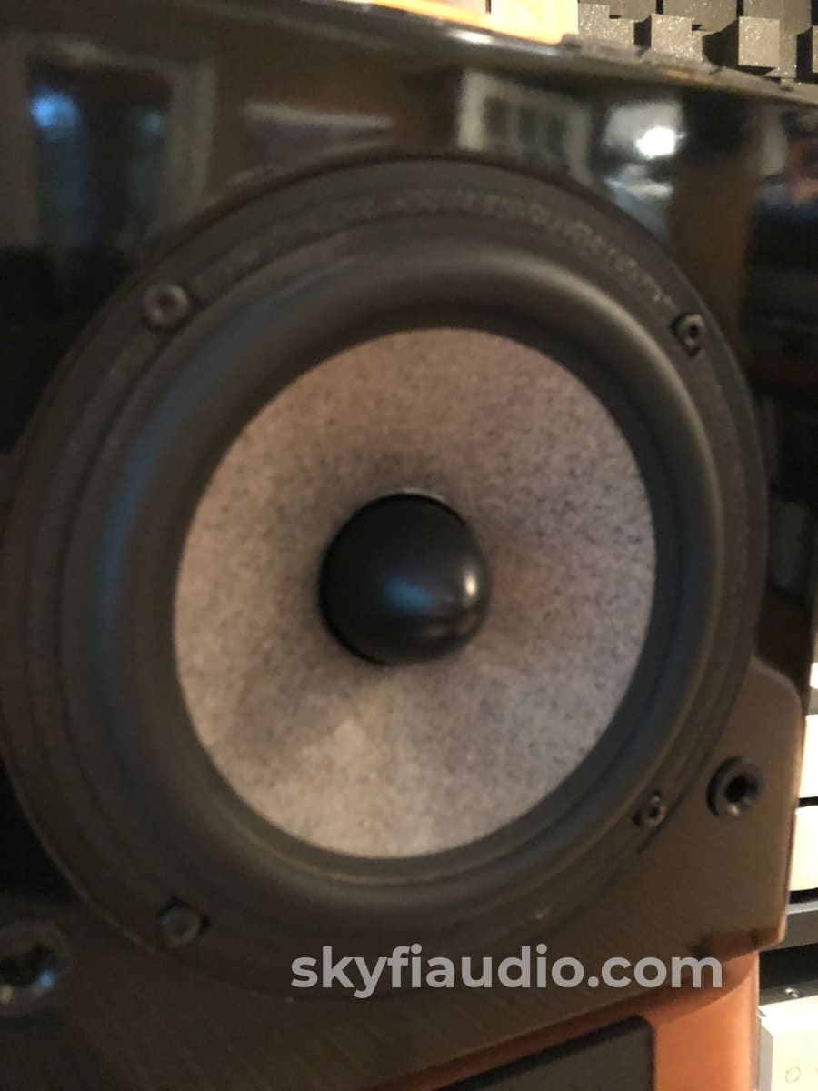 Jm Lab (Focal Audio) Mini Utopia Speakers With Stands