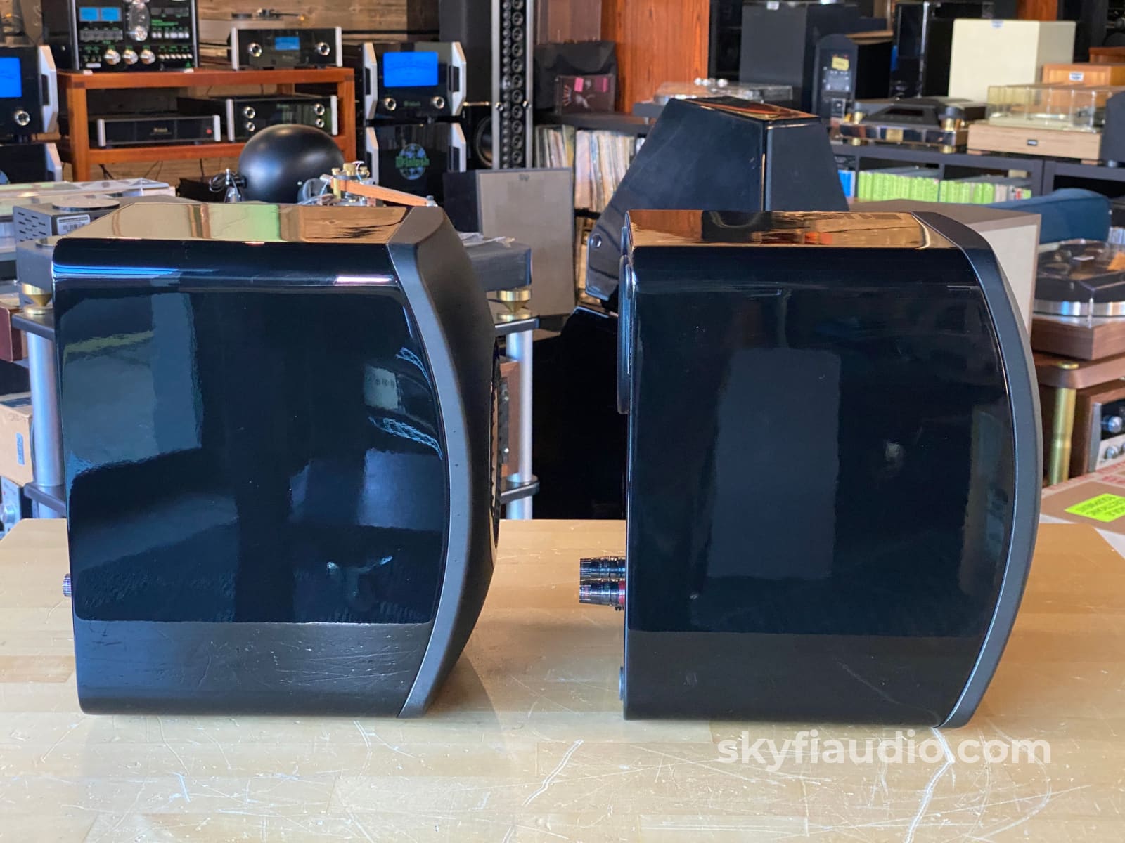 Kef Ls50 Bookshelf Speakers - Highly Reviewed Stereophile Class A